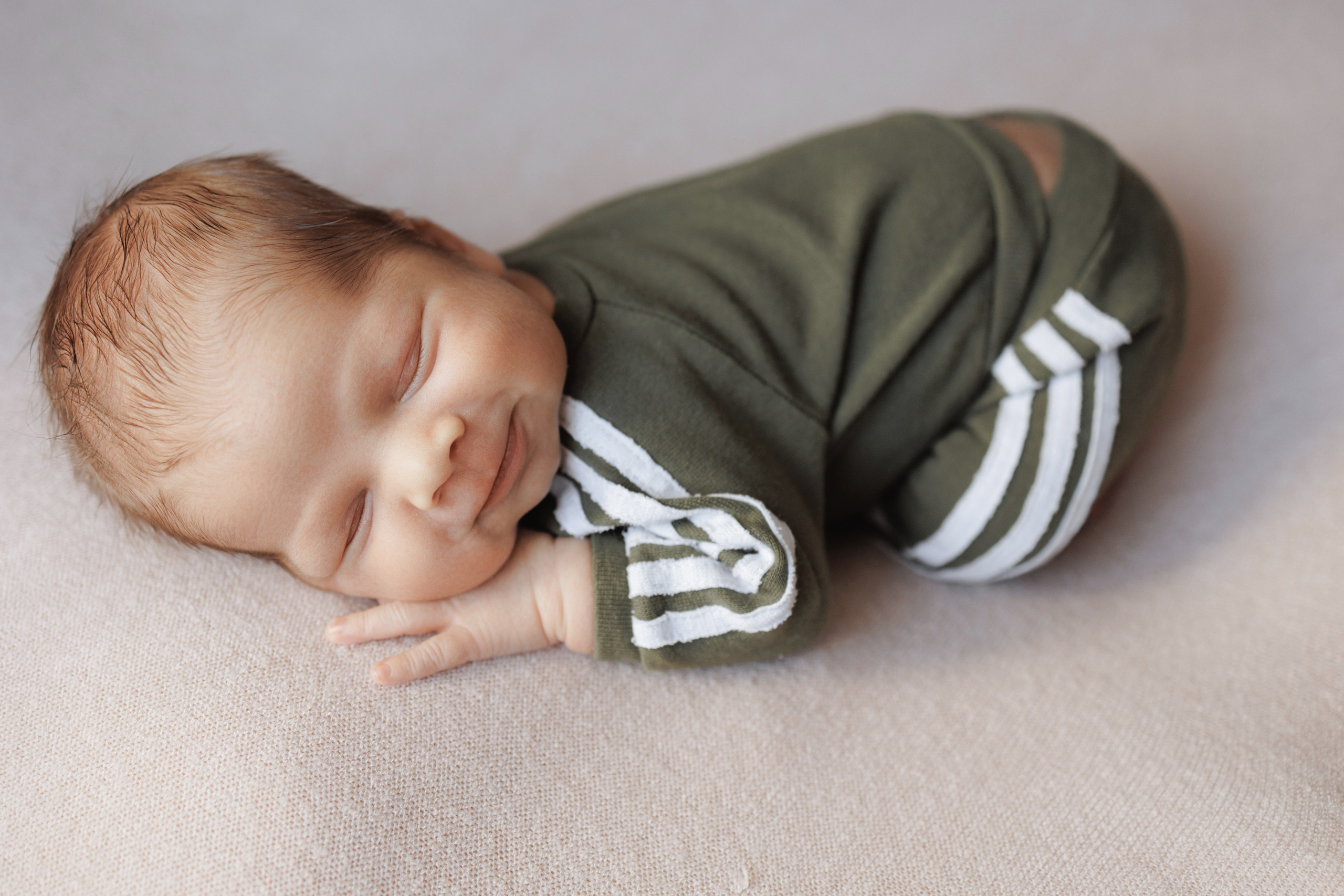 Костюмчики для фотосессии новорождённых мальчиков — съёмочный гардероб | Фотограф Красноярск. Фотограф беременности и новорожденных в Красноярске Вета Ланская