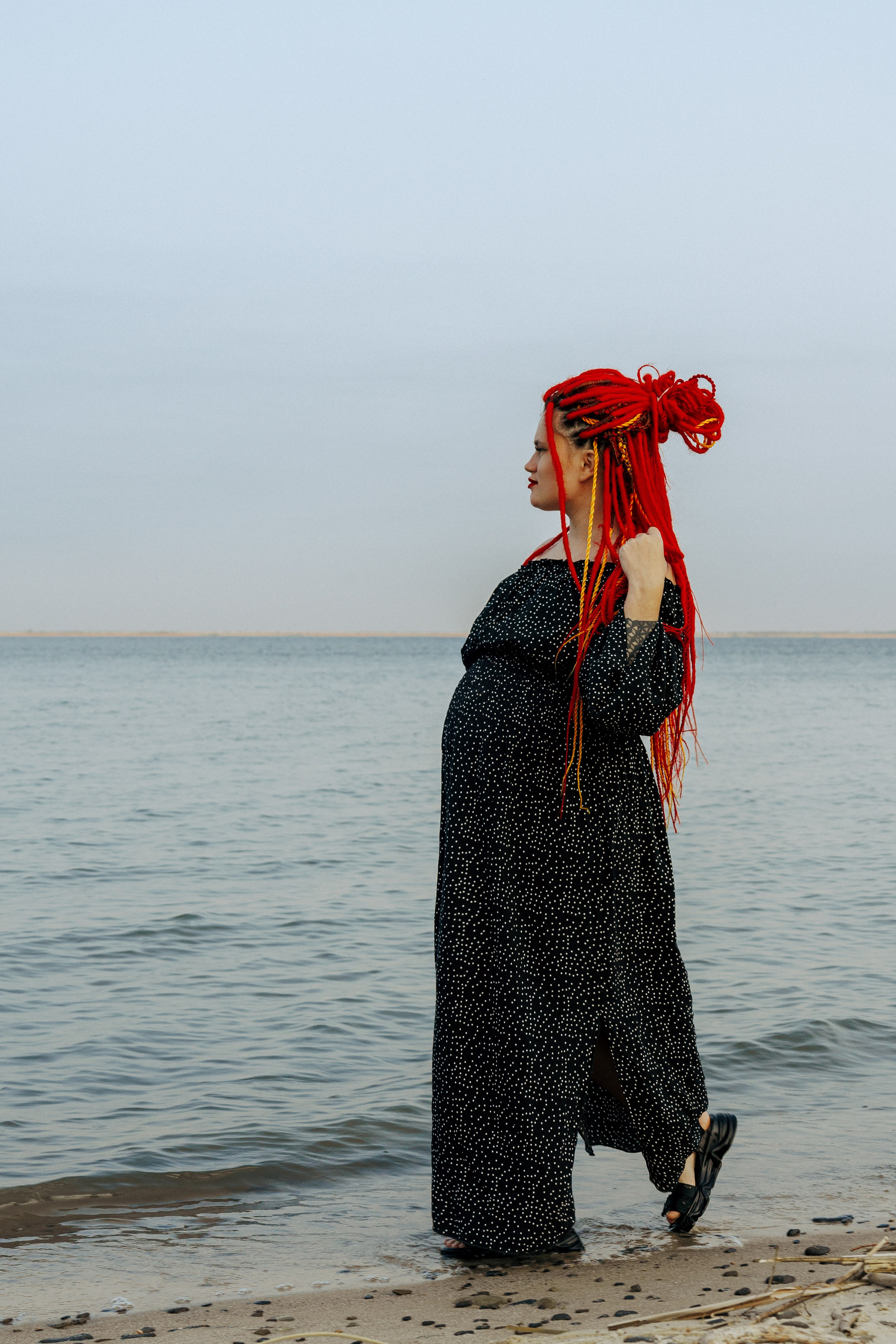 Фотосесиия сестёр в русском стиле на Александровском Грабене + беременность. Профессиональный фотограф в Санкт-Петербурге Александр Волосенцев