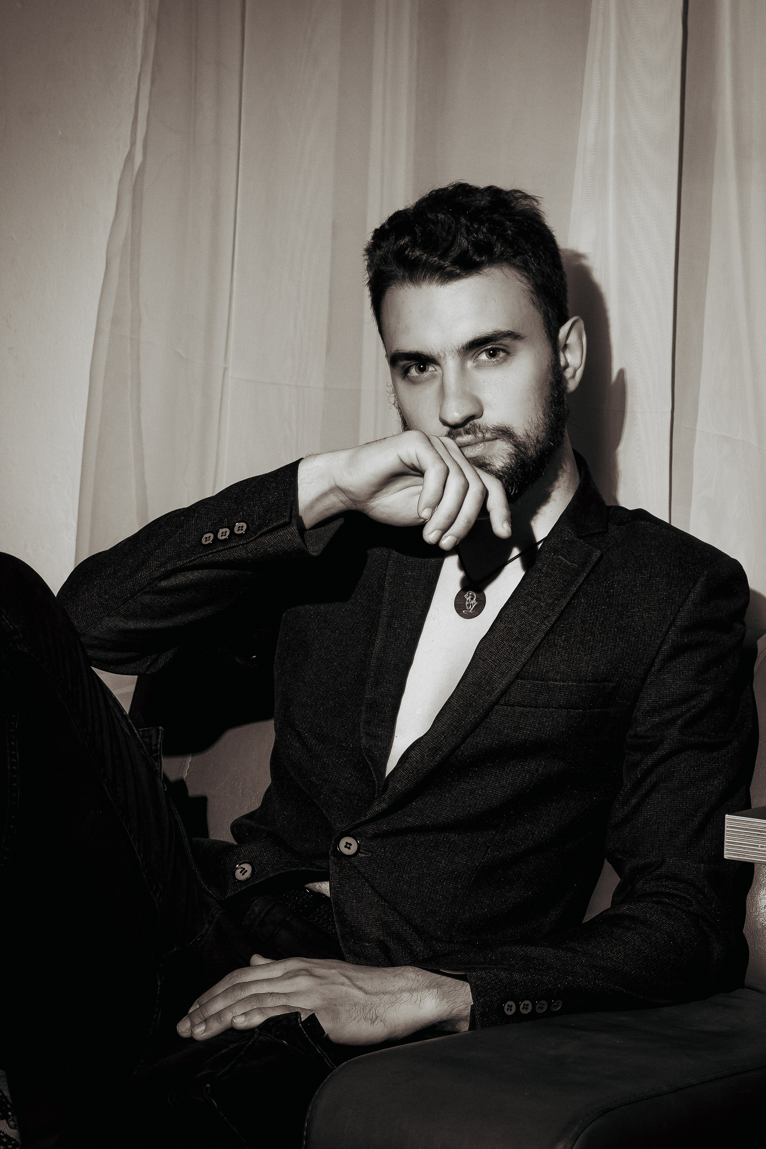 Мужской портрет для души и для бизнеса. Профессиональный фотограф в Санкт-Петербурге Александр Волосенцев