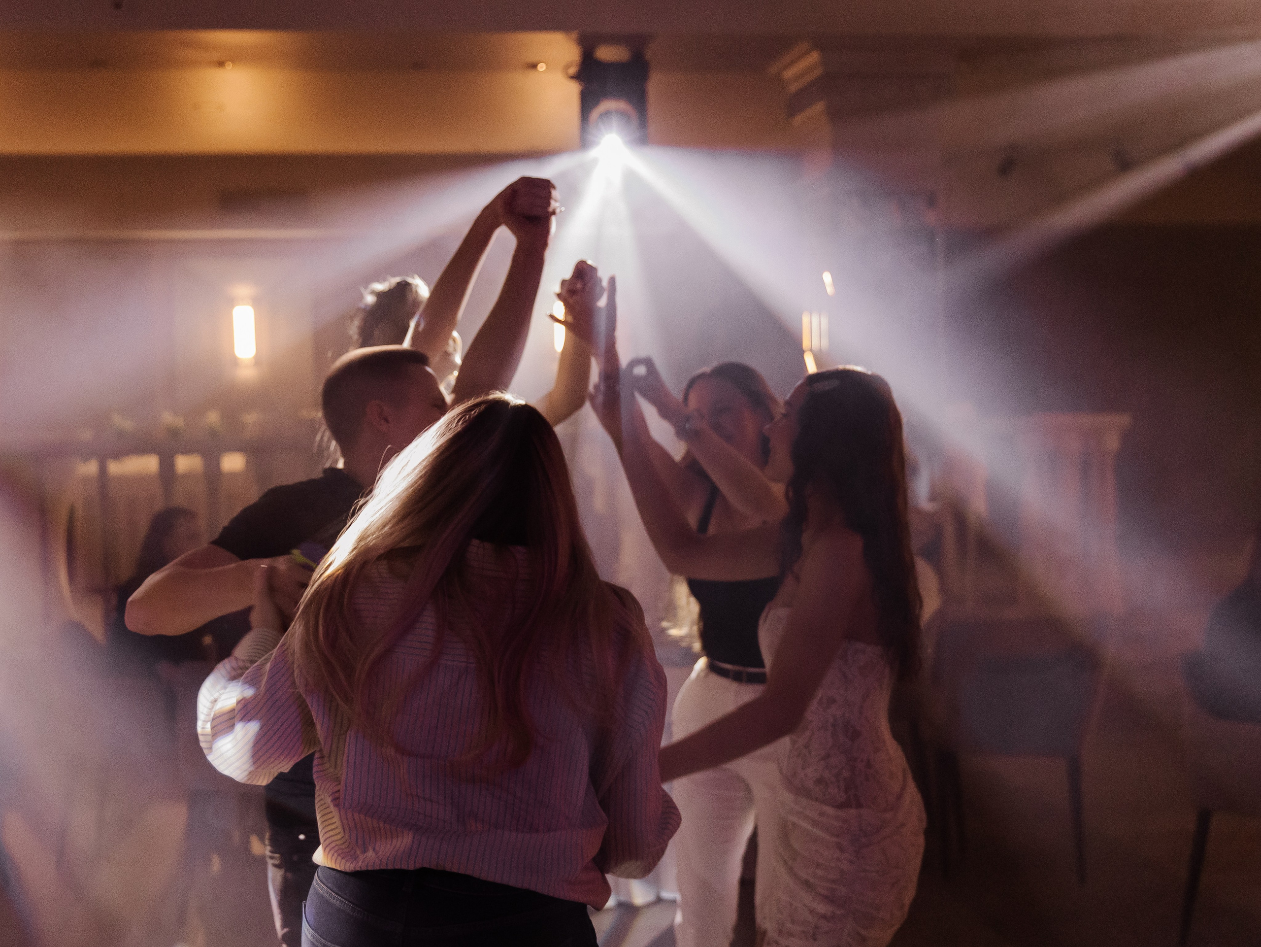 На борту Двацатилетия Малахит. СВАДЕБНЫЙ ФОТОГРАФ ЧЕЛЯБИНСК