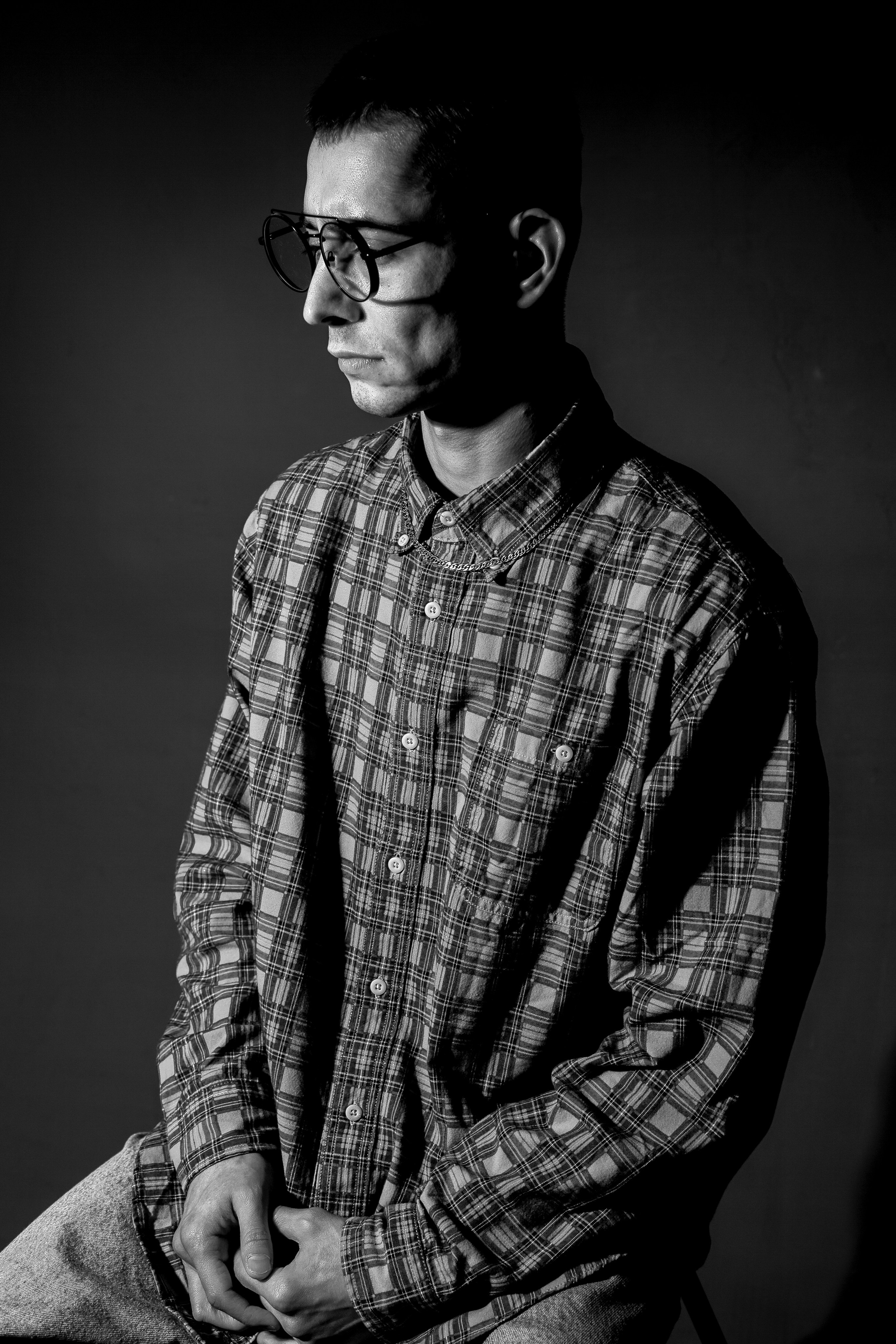 Борислав. Танцор брейкданса. Психолог с фотоаппаратом Зимина Оксана