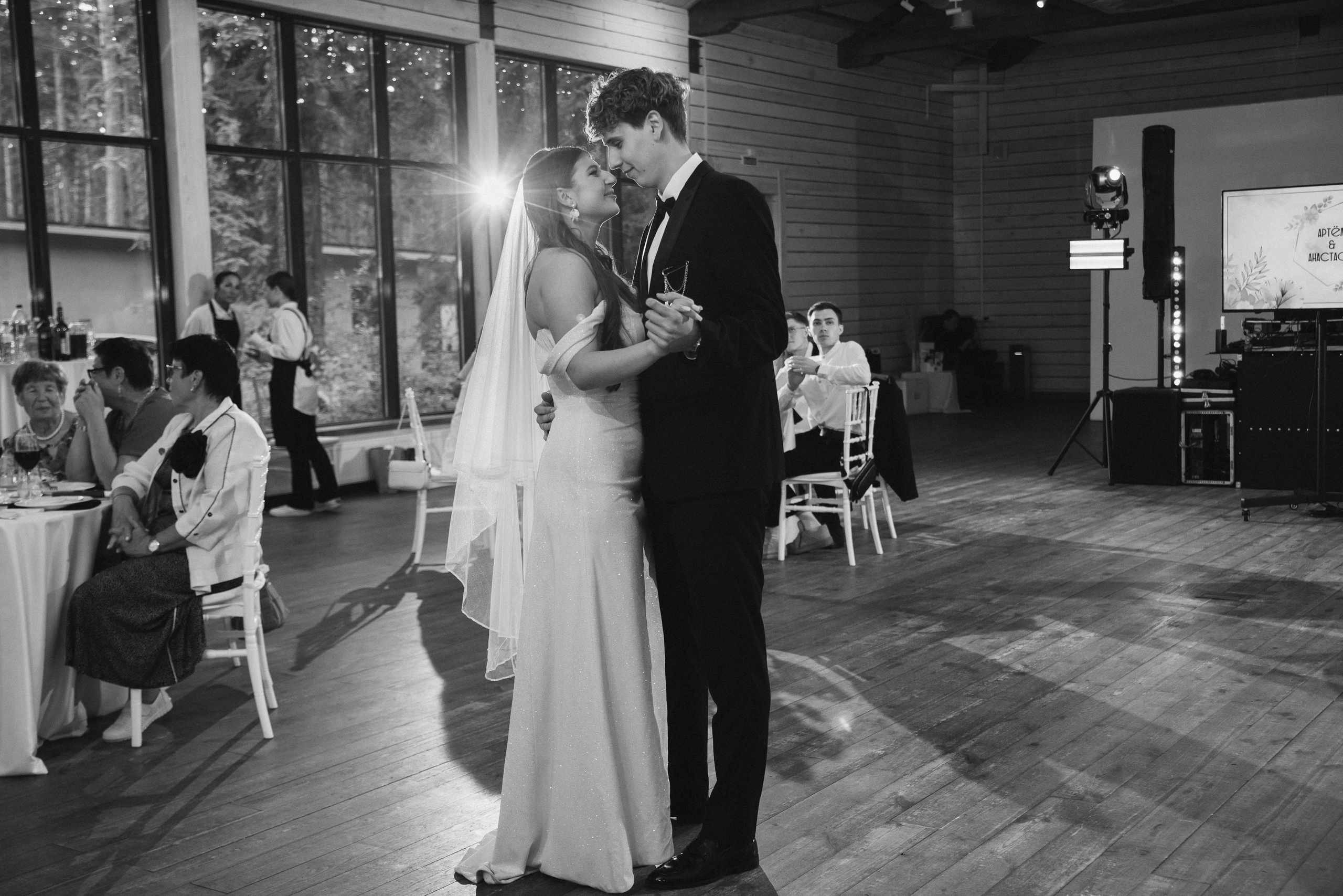 03.08.25 Артем & Анастасия. Свадебный и семейный фотограф в Новосибирске Дарья Кель