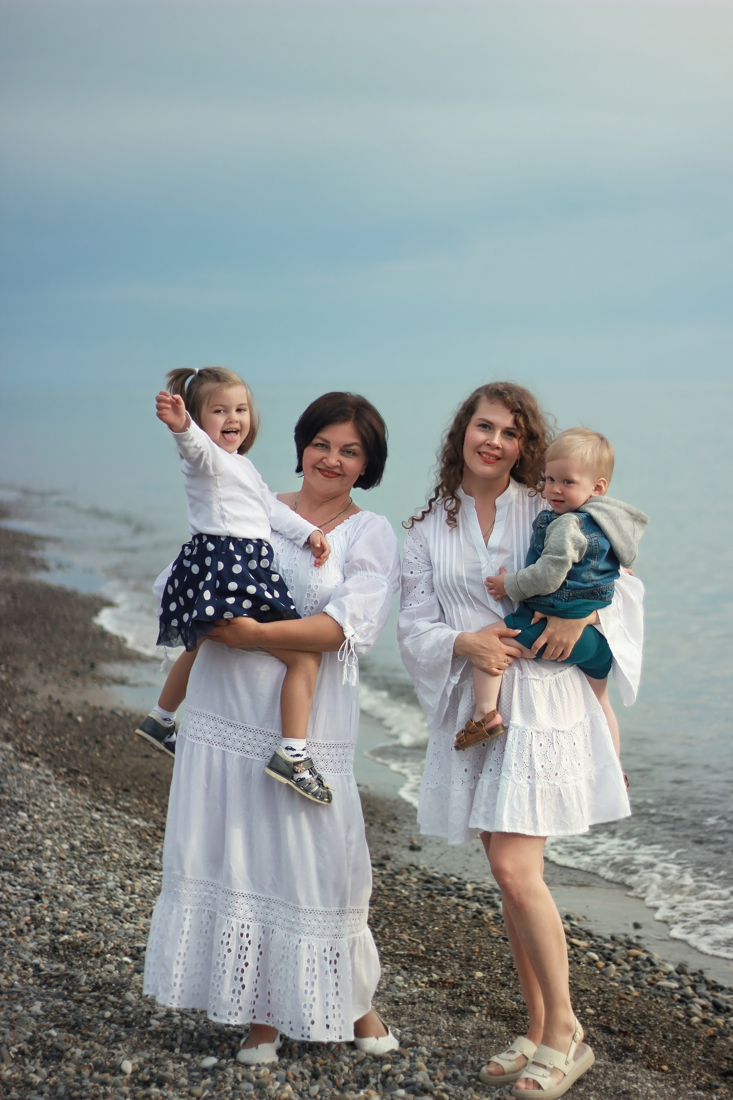 Фотопрогулка у моря. Женский, детский и семейный фотограф в Сочи Олеся Помогалова