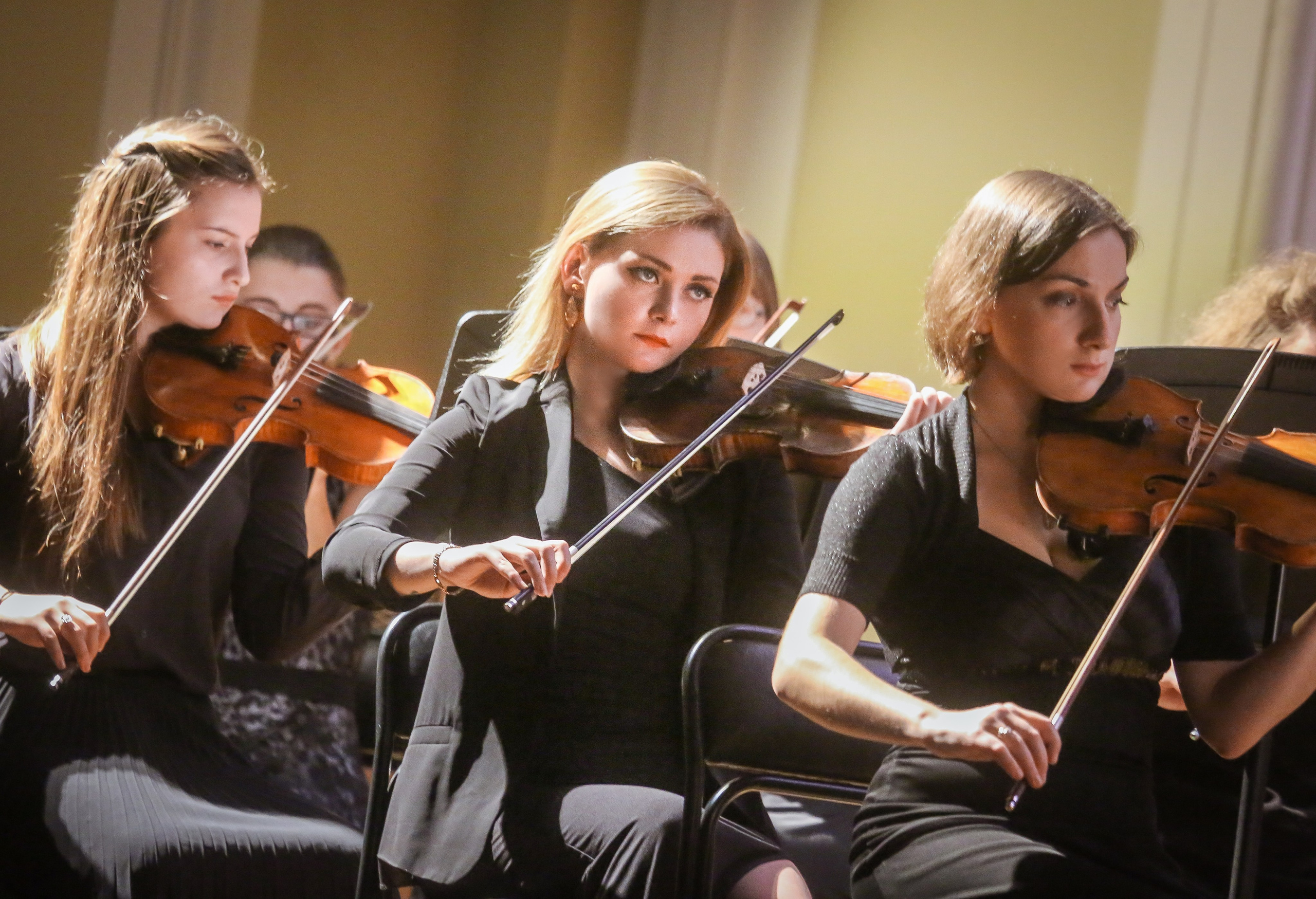 Рахманинов vs. Rachmaninoff. Симфонический диптих. Дарья Письменюк / Darya Leitstern — фотограф, музыкант, журналист, путешественник