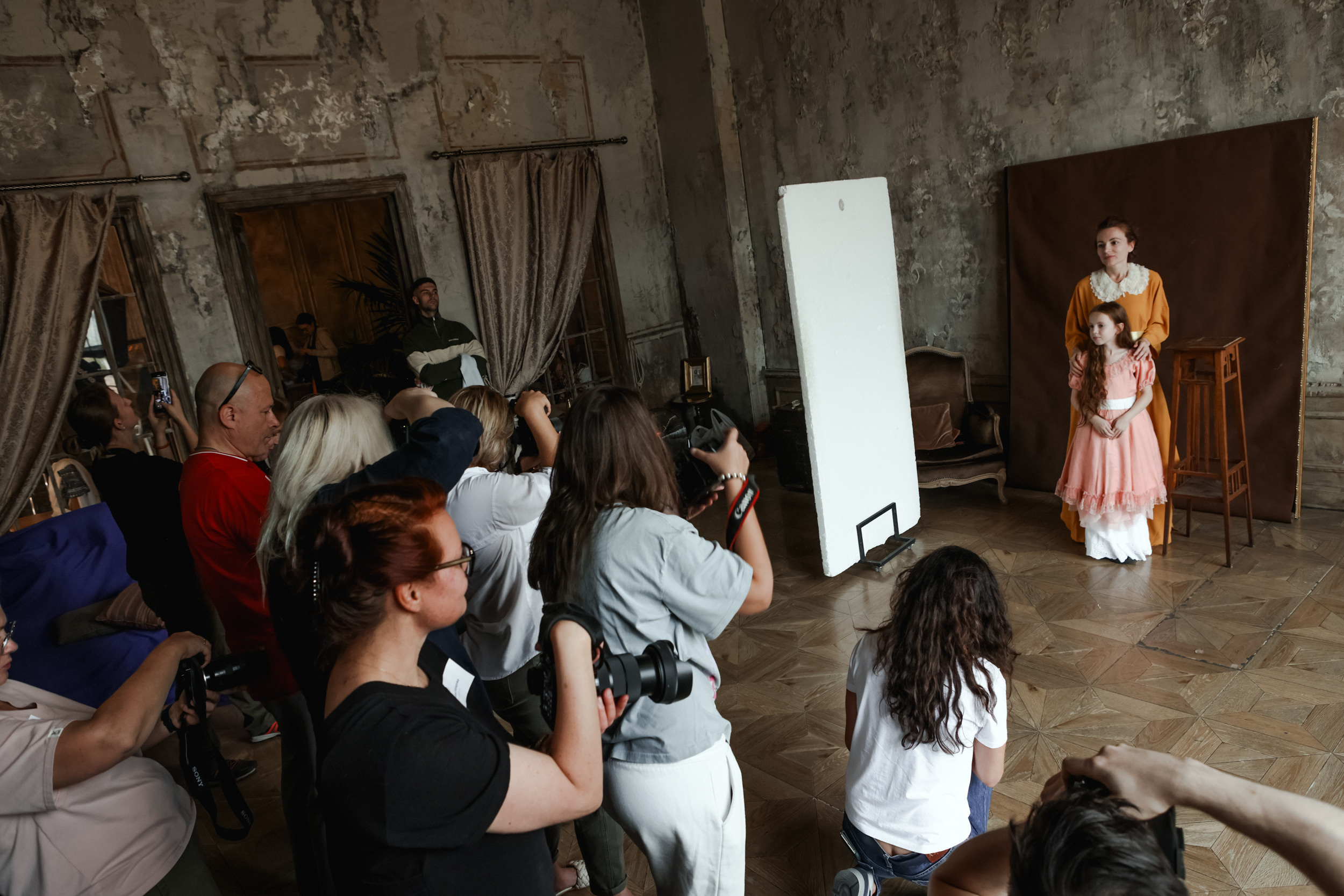 Воркшоп школы Анны Крауклис. Репортажный, архитектурный, театральный и файн-арт фотограф Лена Мельникова в Москве