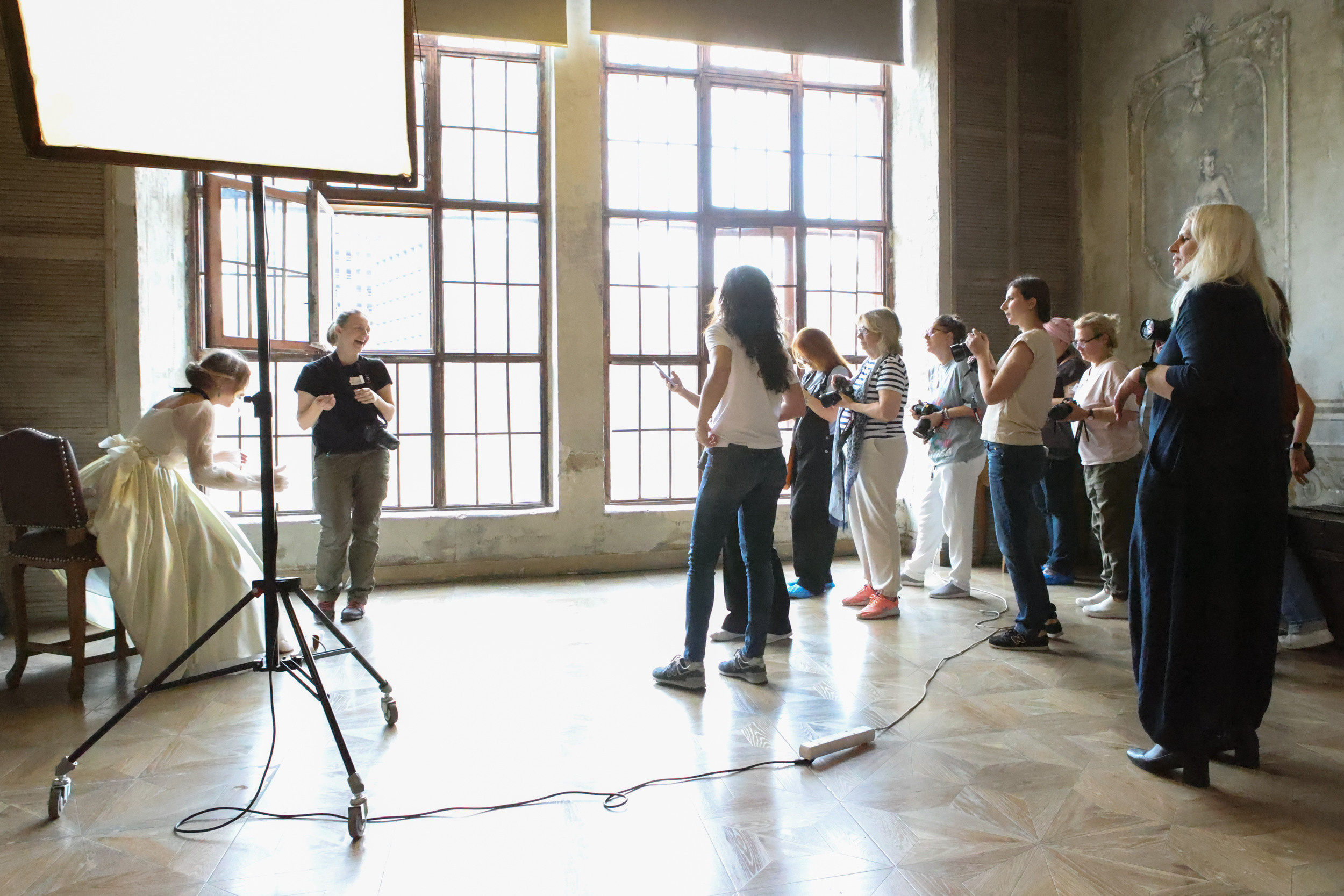 Воркшоп школы Анны Крауклис. Репортажный, архитектурный, театральный и файн-арт фотограф Лена Мельникова в Москве