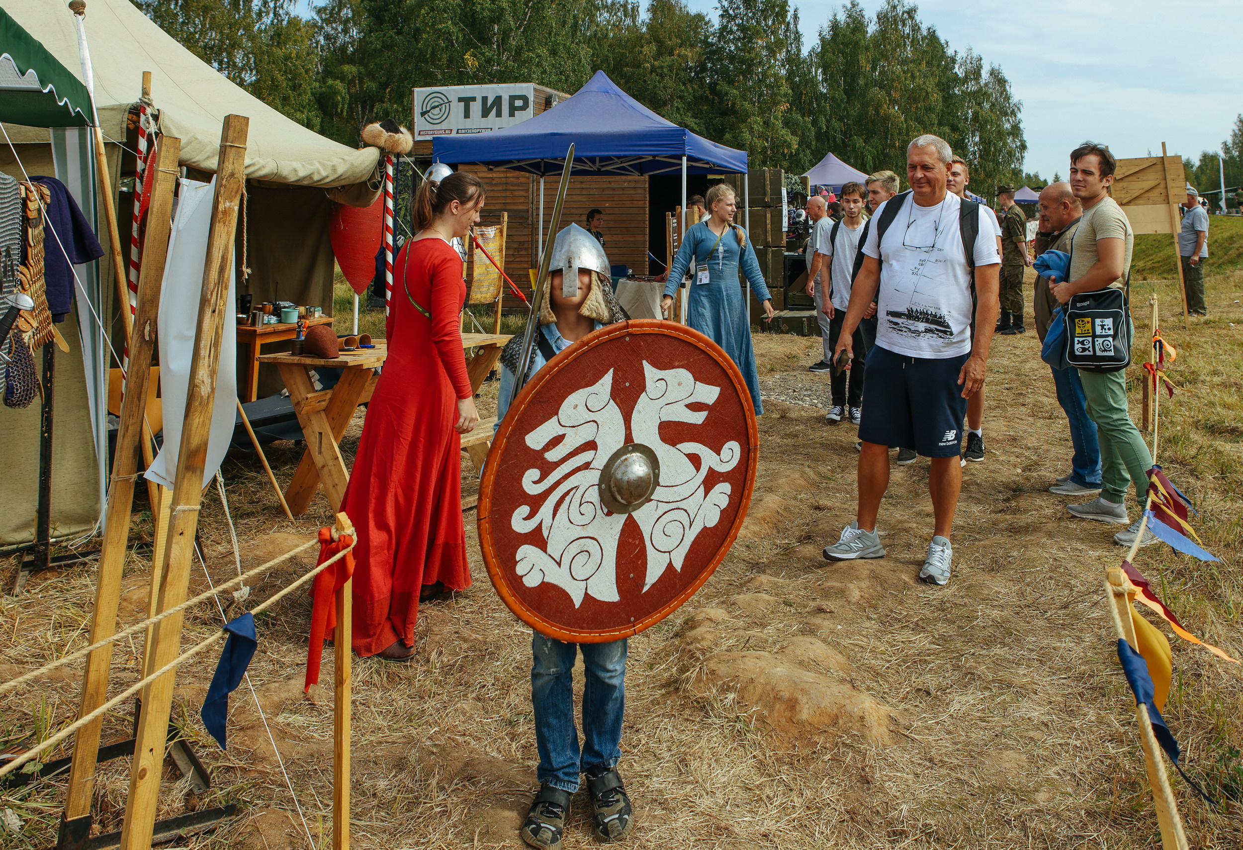ARMY2022. Репортажный, архитектурный, театральный и файн-арт фотограф Лена Мельникова в Москве