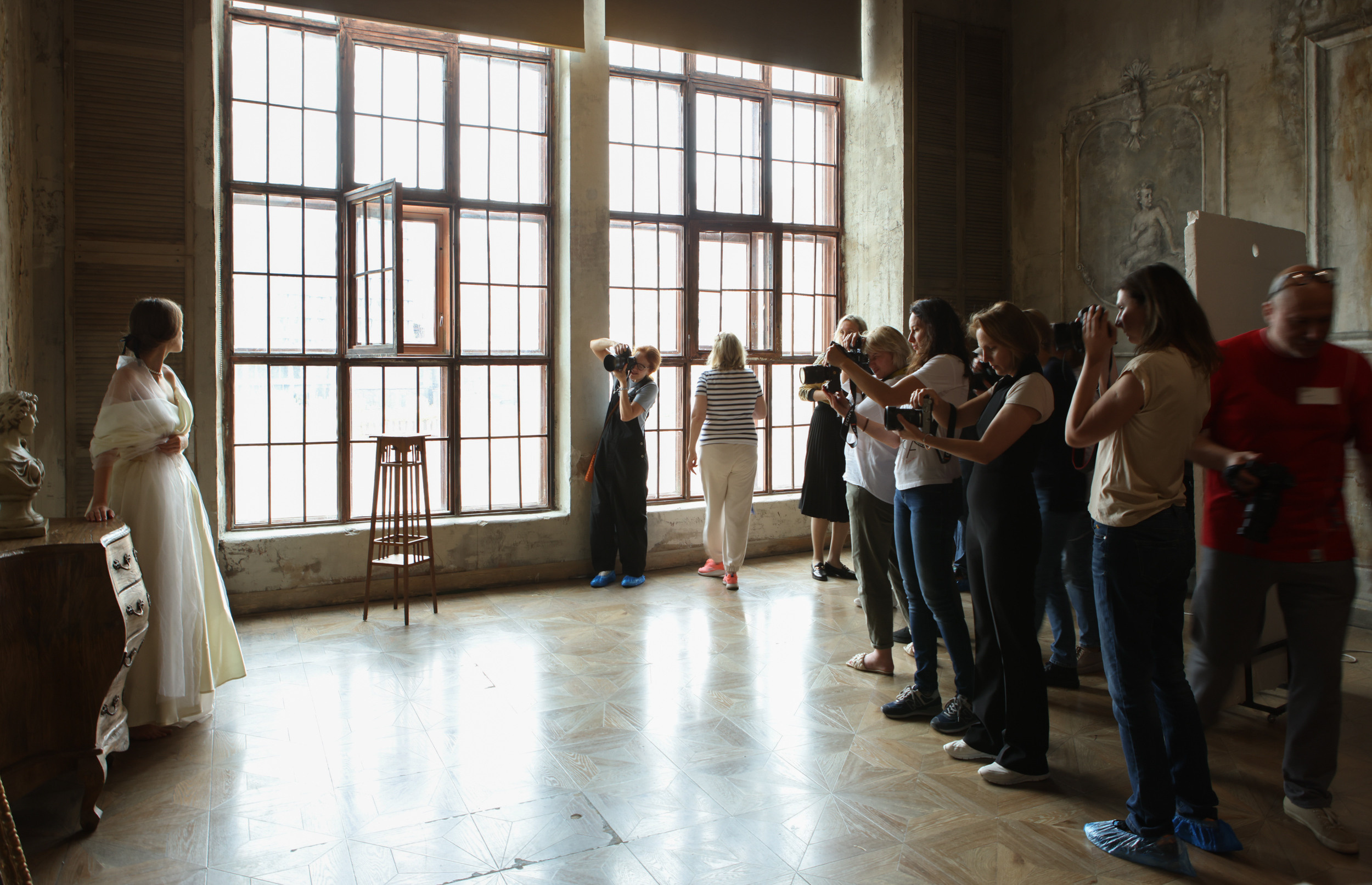 Воркшоп школы Анны Крауклис. Репортажный, архитектурный, театральный и файн-арт фотограф Лена Мельникова в Москве