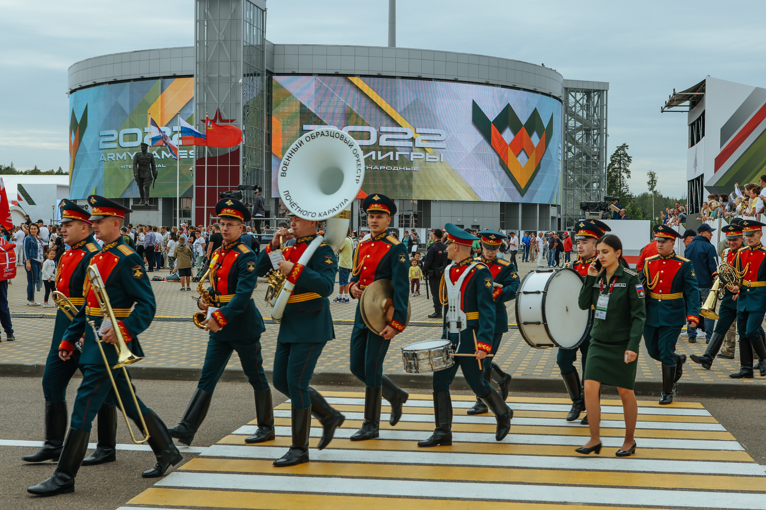 ARMY2022. Репортажный, архитектурный, театральный и файн-арт фотограф Лена Мельникова в Москве