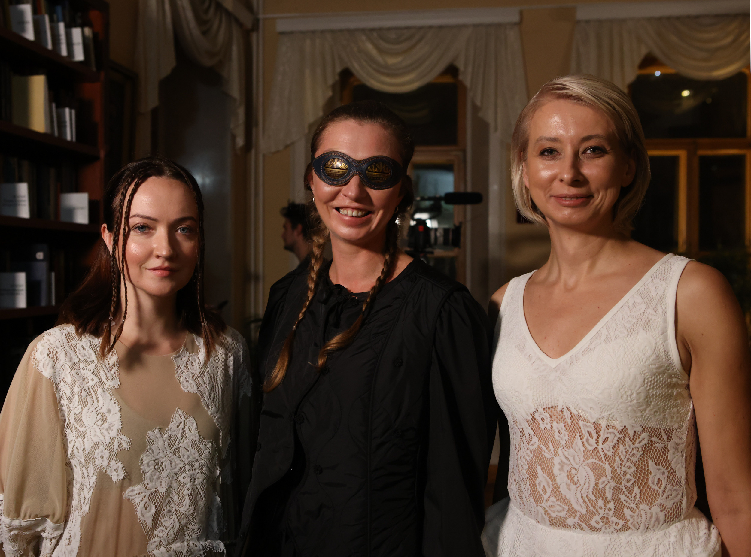 Модный показ в библиотеке им. Пушкина. Репортажный, архитектурный, театральный и файн-арт фотограф Лена Мельникова в Москве