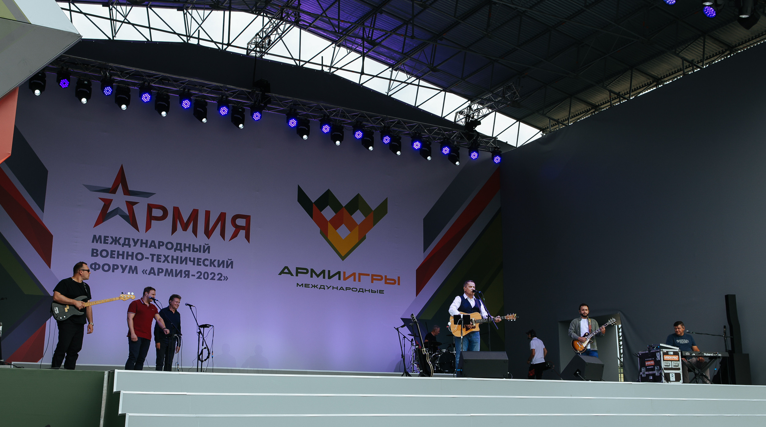 ARMY2022. Репортажный, архитектурный, театральный и файн-арт фотограф Лена Мельникова в Москве