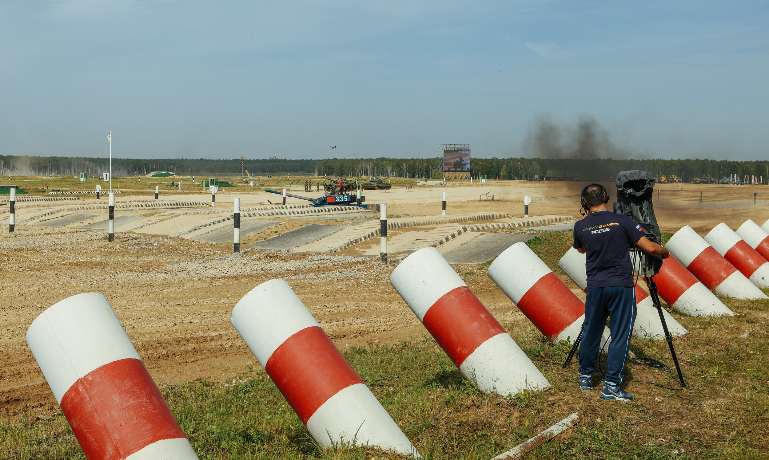 ARMY2022. Репортажный, архитектурный, театральный и файн-арт фотограф Лена Мельникова в Москве