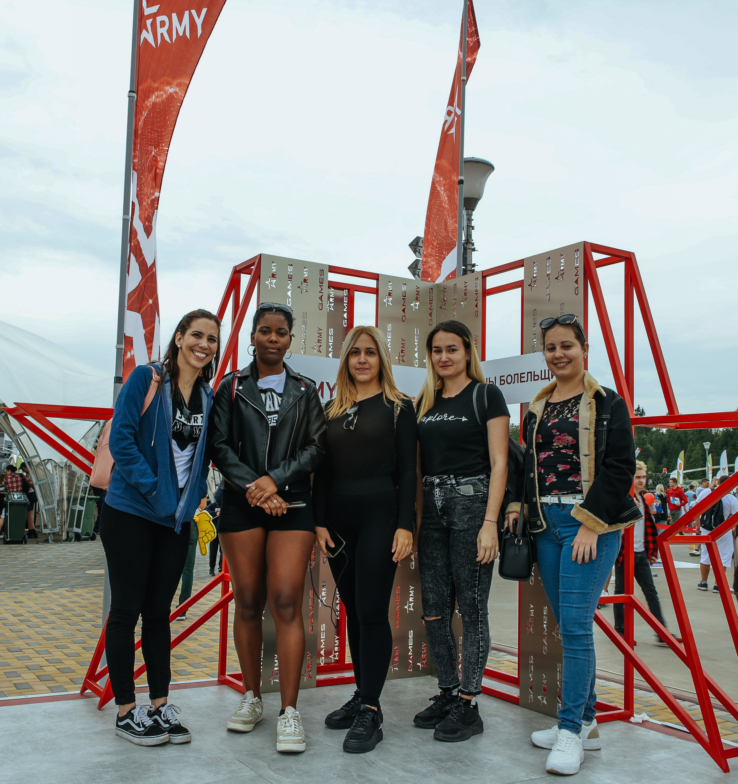 ARMY2022. Репортажный, архитектурный, театральный и файн-арт фотограф Лена Мельникова в Москве