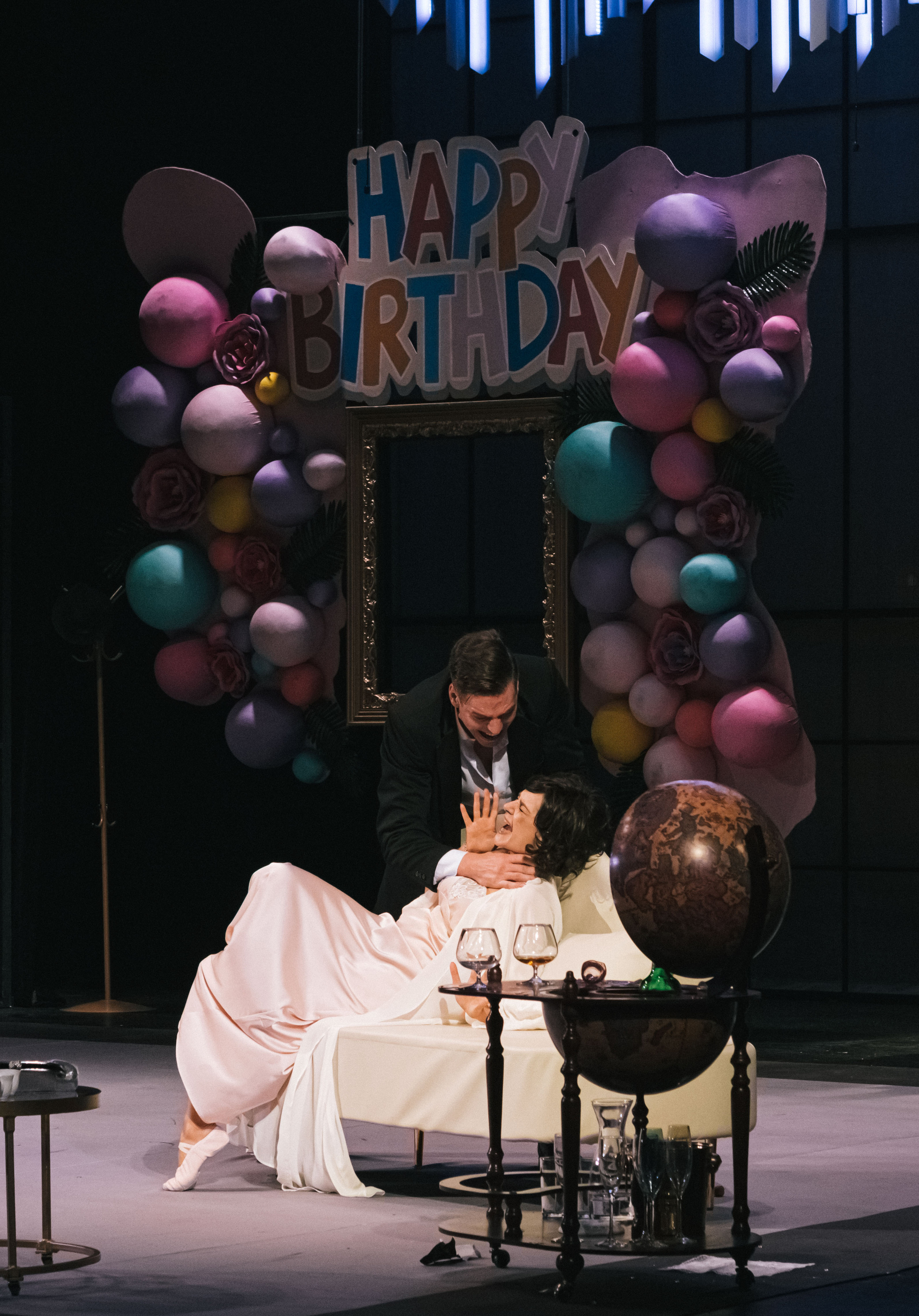 Джекпот для любимой. Репортажный, архитектурный, театральный и файн-арт фотограф Лена Мельникова в Москве