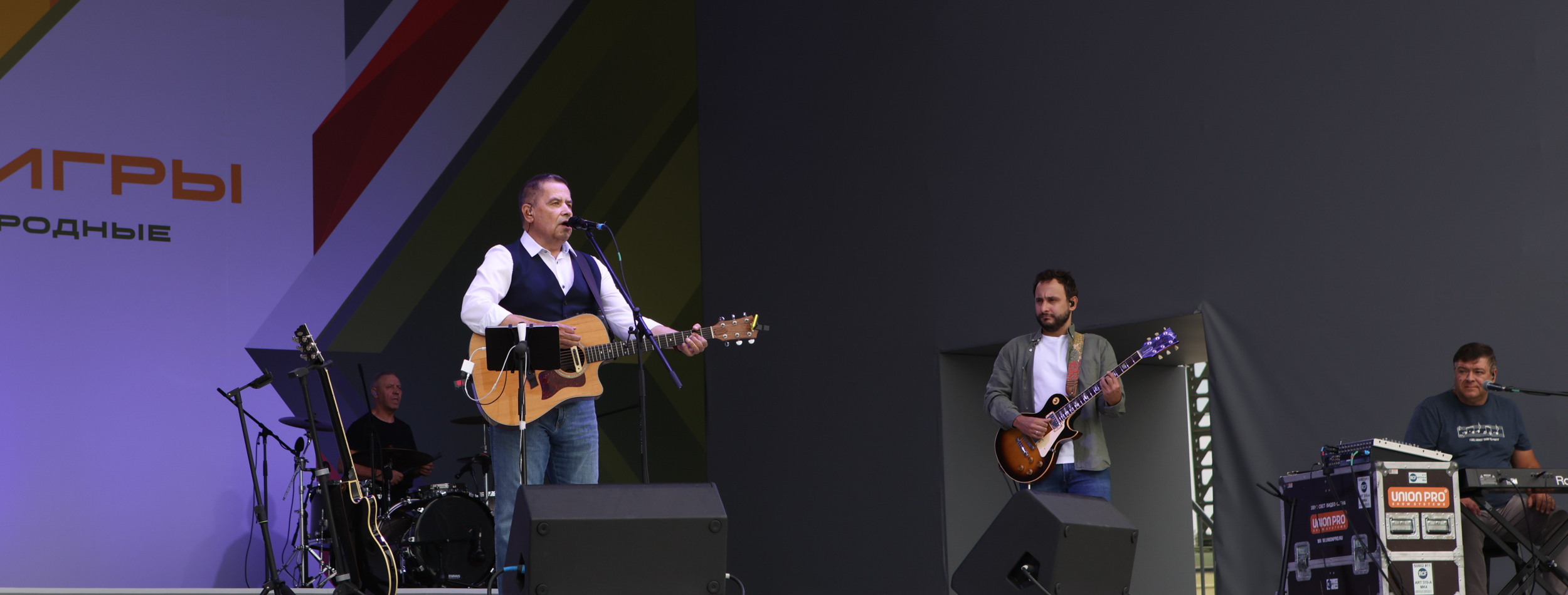 ARMY2022. Репортажный, архитектурный, театральный и файн-арт фотограф Лена Мельникова в Москве