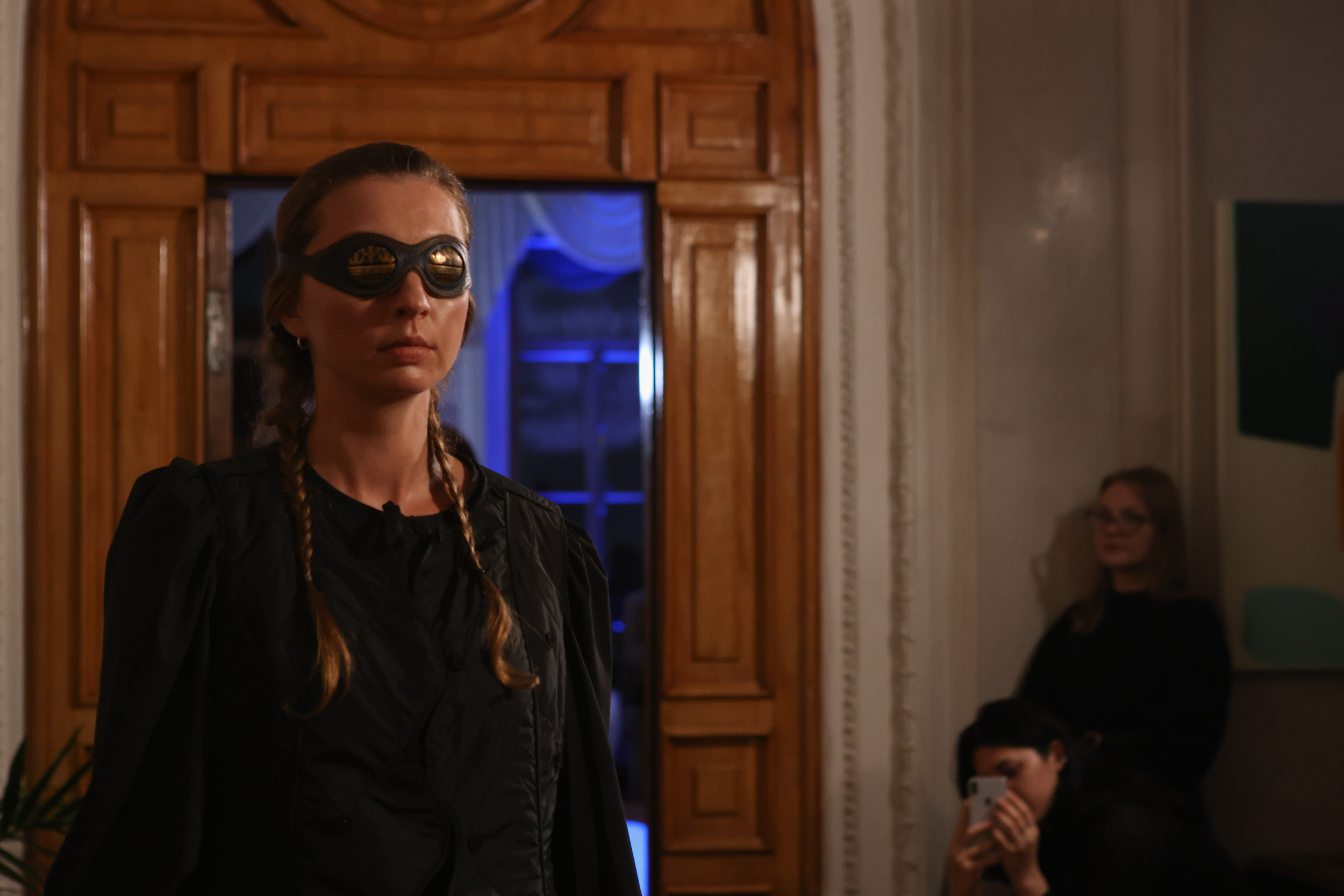 Модный показ в библиотеке им. Пушкина. Репортажный, архитектурный, театральный и файн-арт фотограф Лена Мельникова в Москве