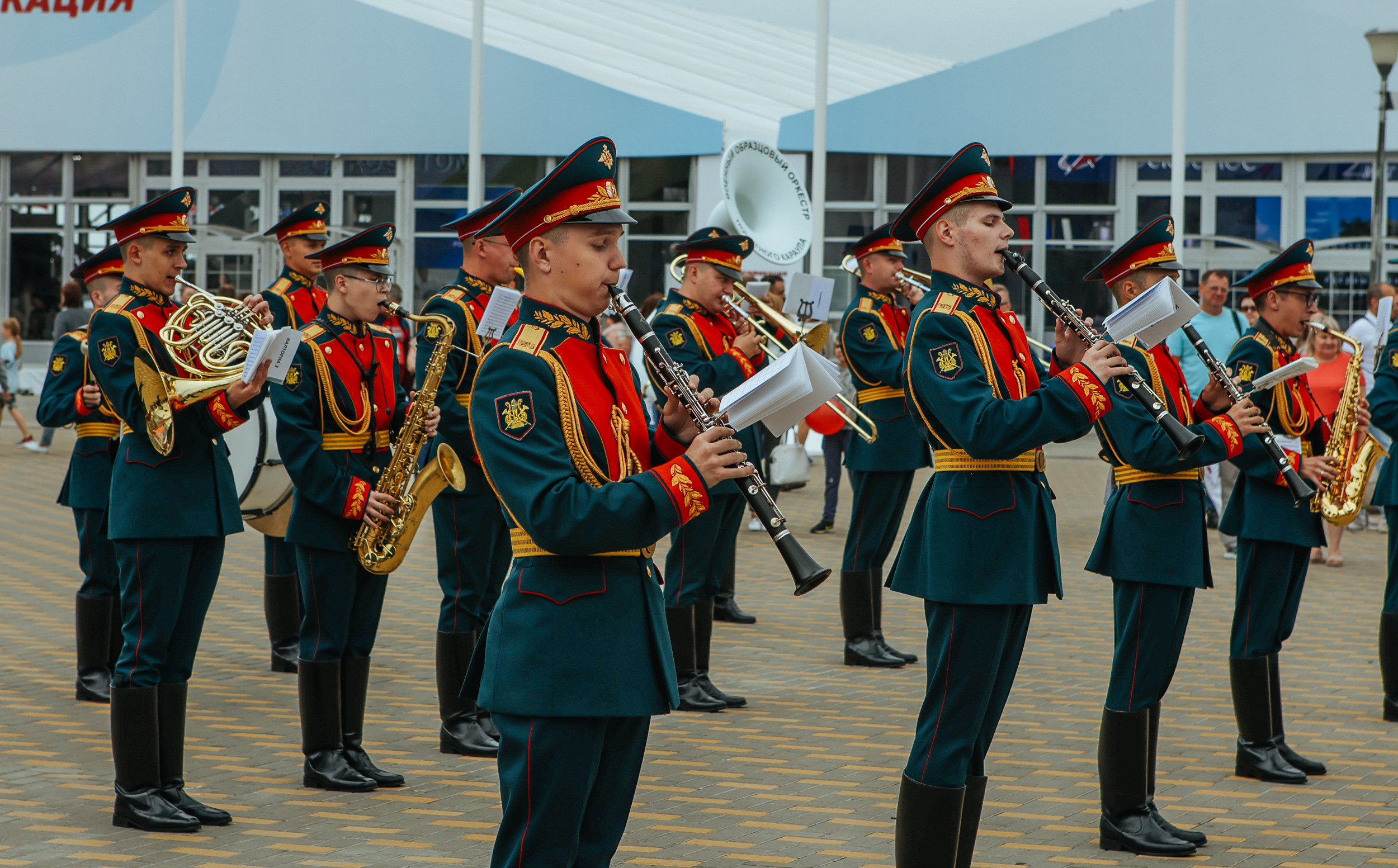 ARMY2022. Репортажный, архитектурный, театральный и файн-арт фотограф Лена Мельникова в Москве