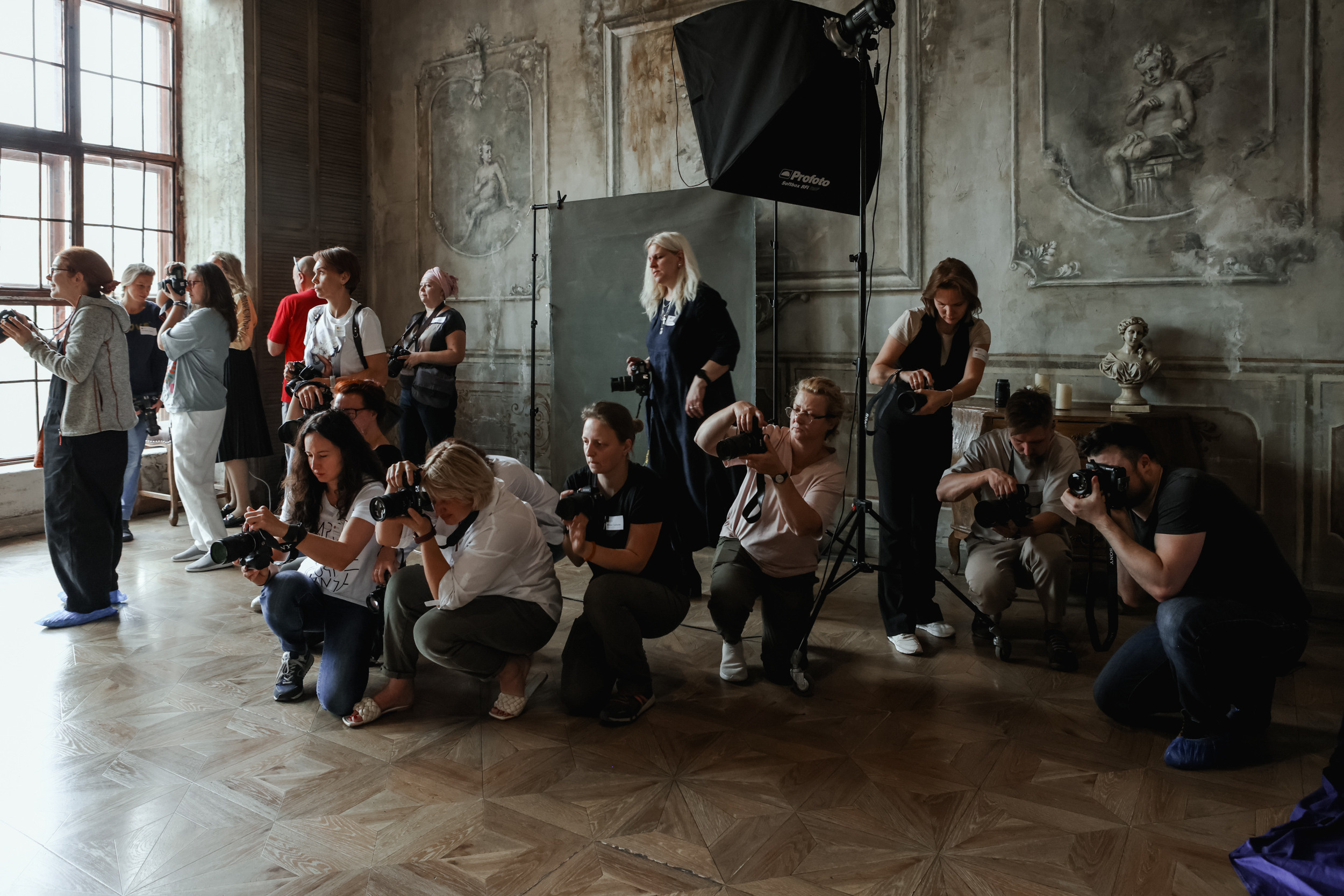 Воркшоп школы Анны Крауклис. Репортажный, архитектурный, театральный и файн-арт фотограф Лена Мельникова в Москве