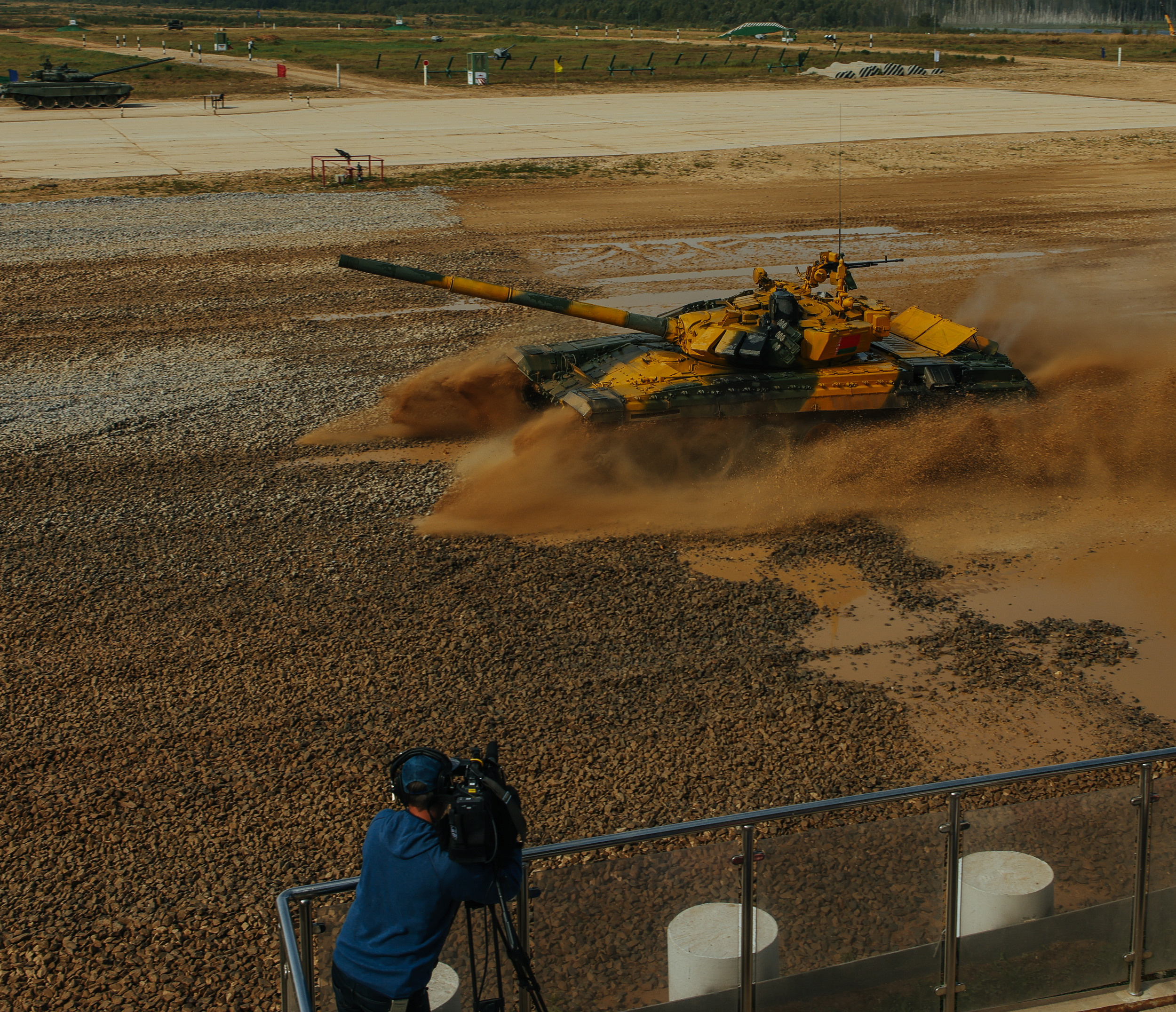 ARMY2022. Репортажный, архитектурный, театральный и файн-арт фотограф Лена Мельникова в Москве