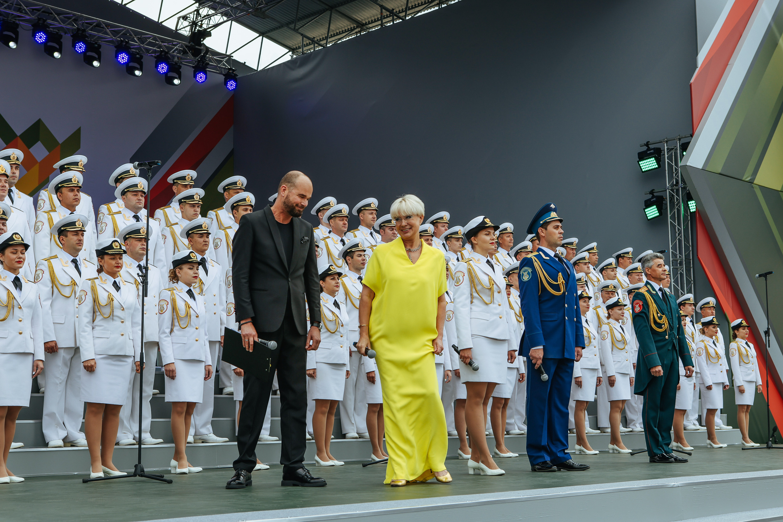 ARMY2022. Репортажный, архитектурный, театральный и файн-арт фотограф Лена Мельникова в Москве