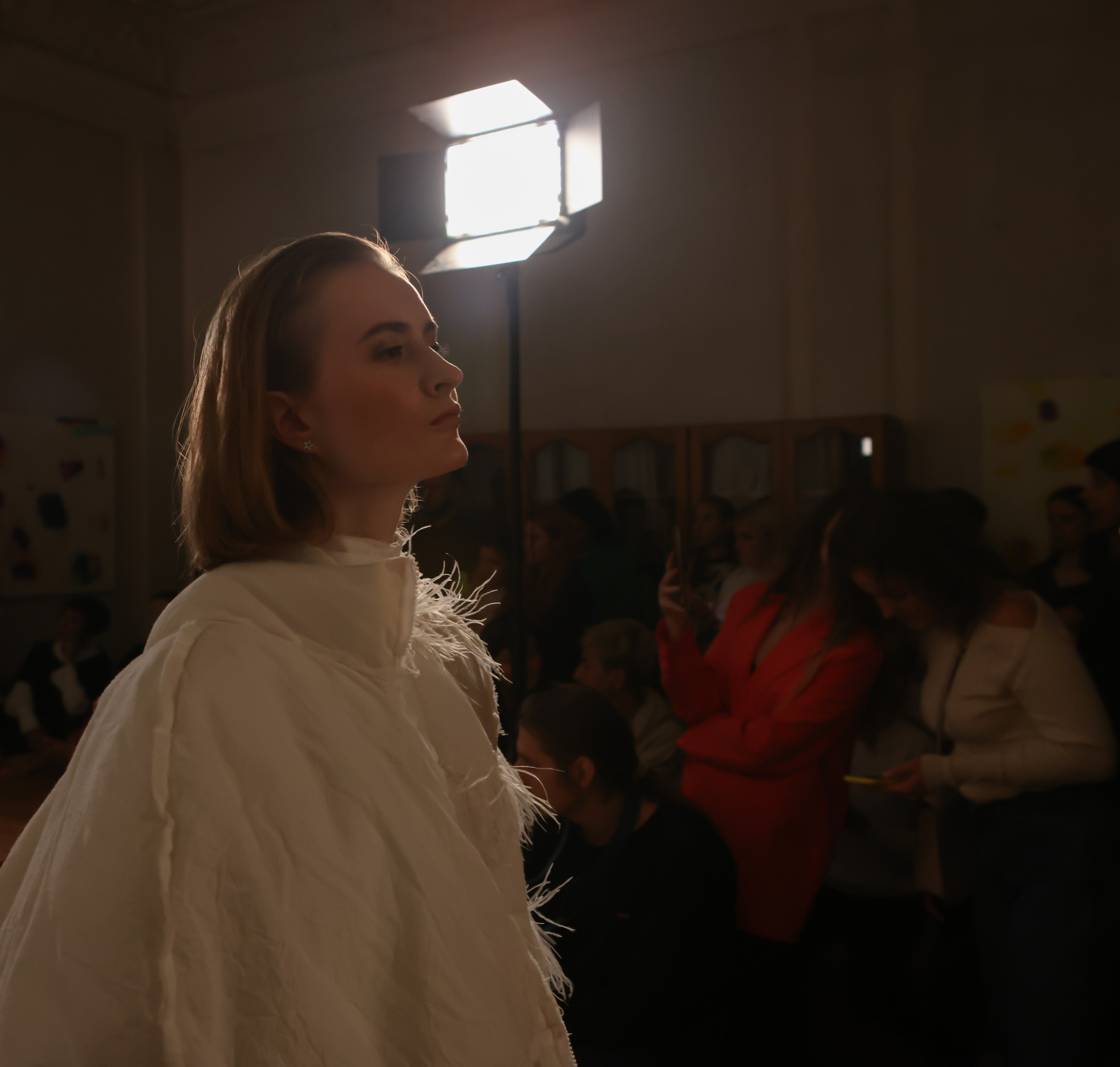 Модный показ в библиотеке им. Пушкина. Репортажный, архитектурный, театральный и файн-арт фотограф Лена Мельникова в Москве