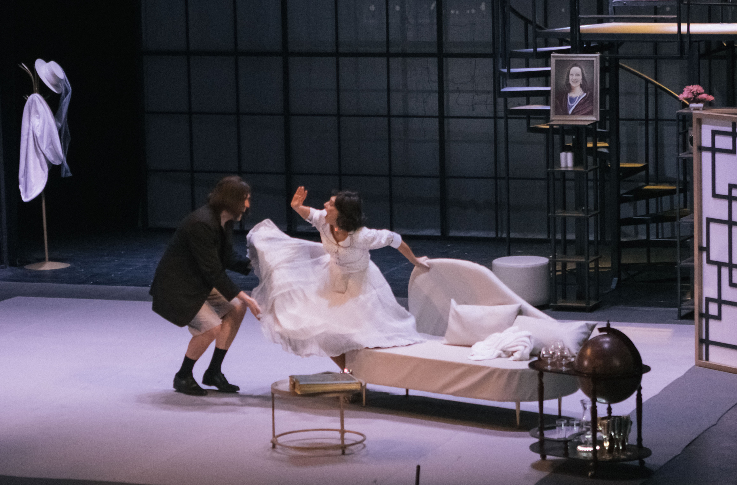 Джекпот для любимой. Репортажный, архитектурный, театральный и файн-арт фотограф Лена Мельникова в Москве