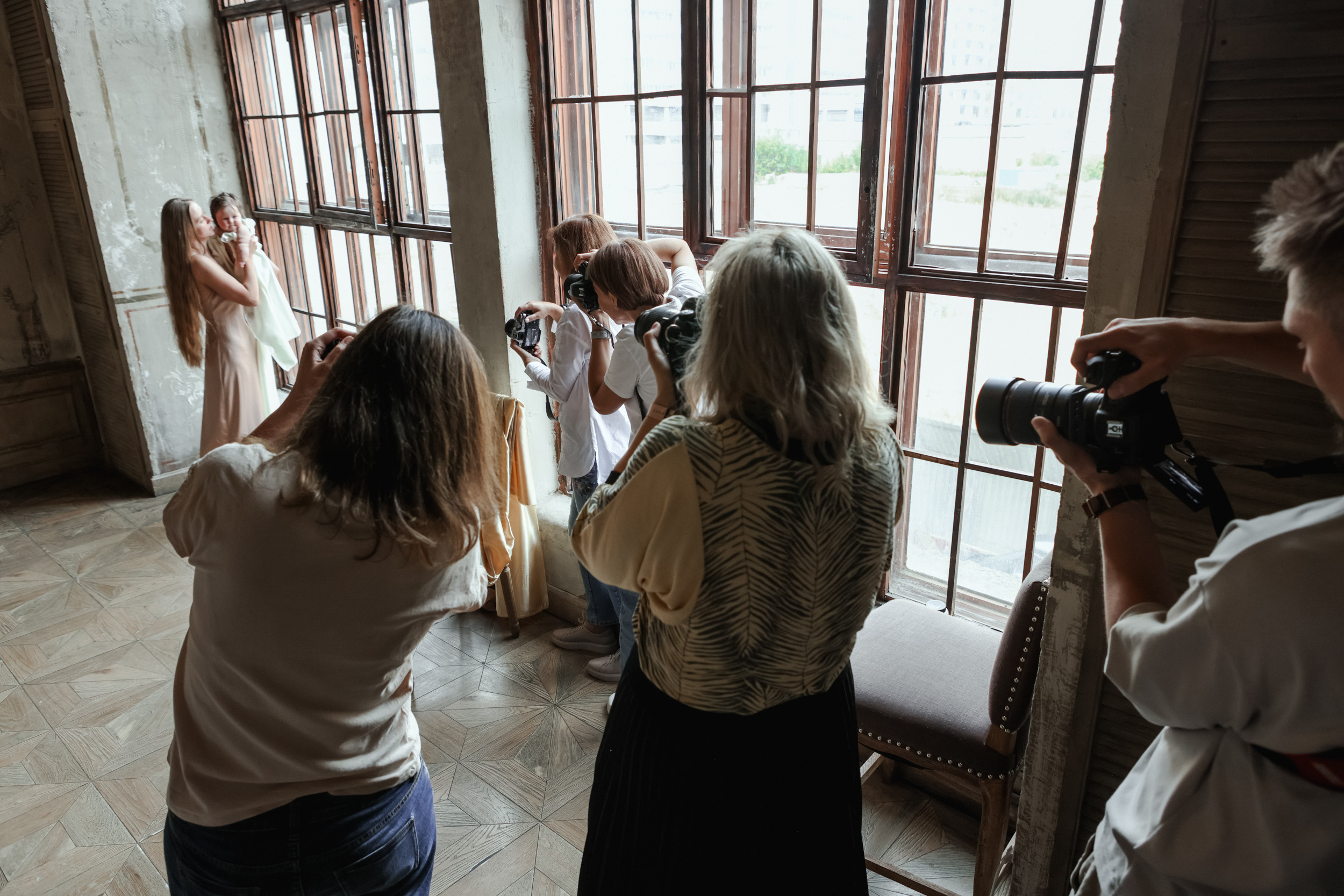 Воркшоп школы Анны Крауклис. Репортажный, архитектурный, театральный и файн-арт фотограф Лена Мельникова в Москве