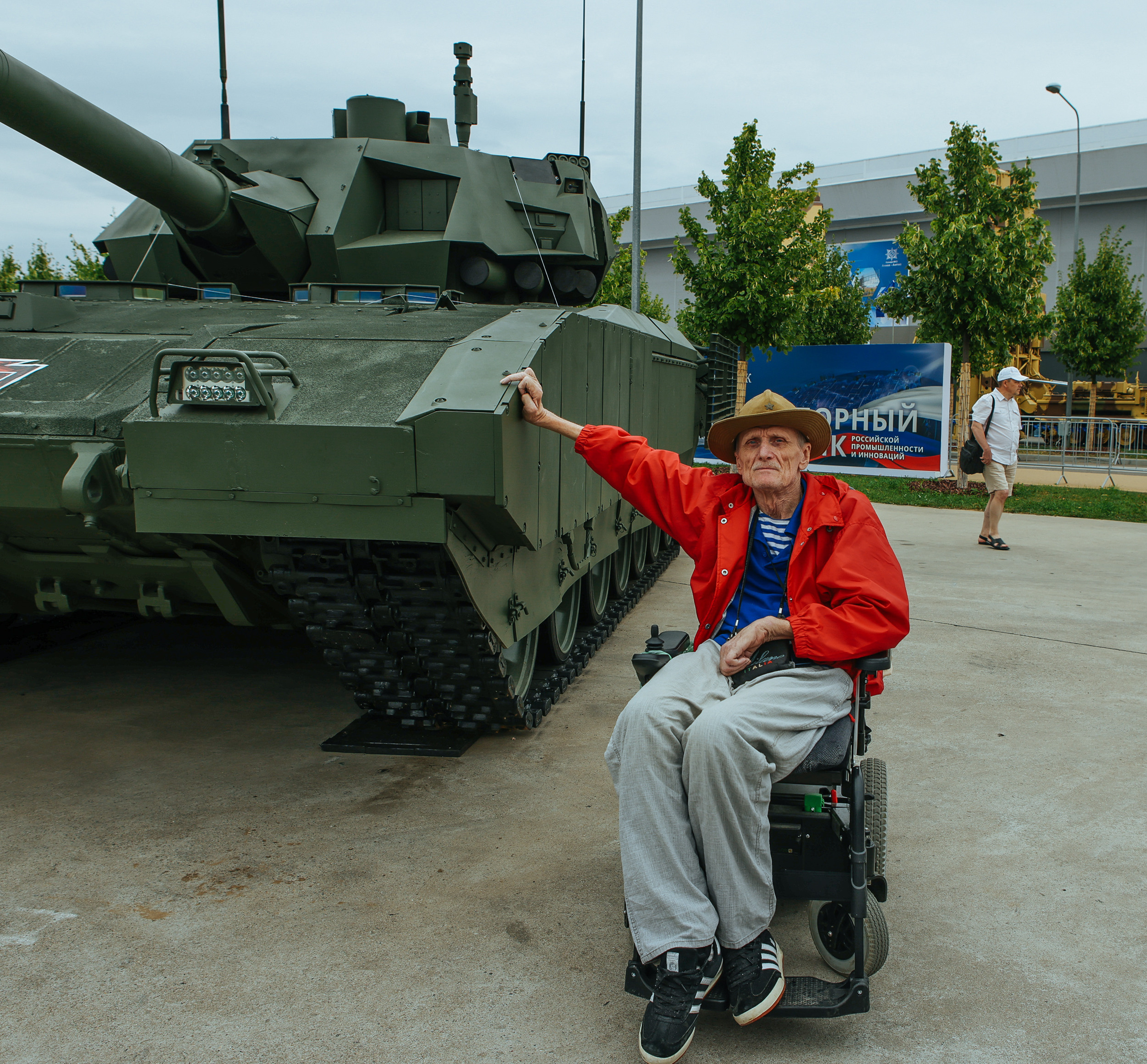 ARMY2022. Репортажный, архитектурный, театральный и файн-арт фотограф Лена Мельникова в Москве