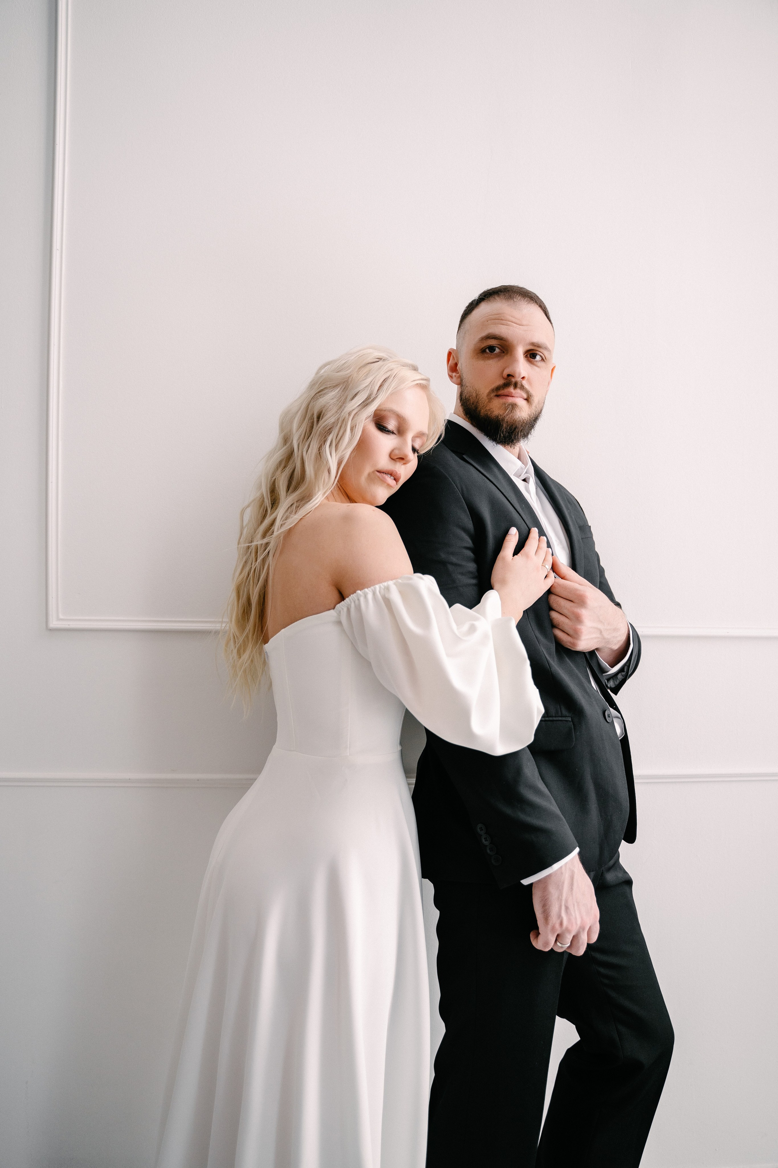 Свадебная фотосессия молодоженов в фотостудии. Свадебный и семейный фотограф из Воронежа|Москвы Бубнова Екатерина