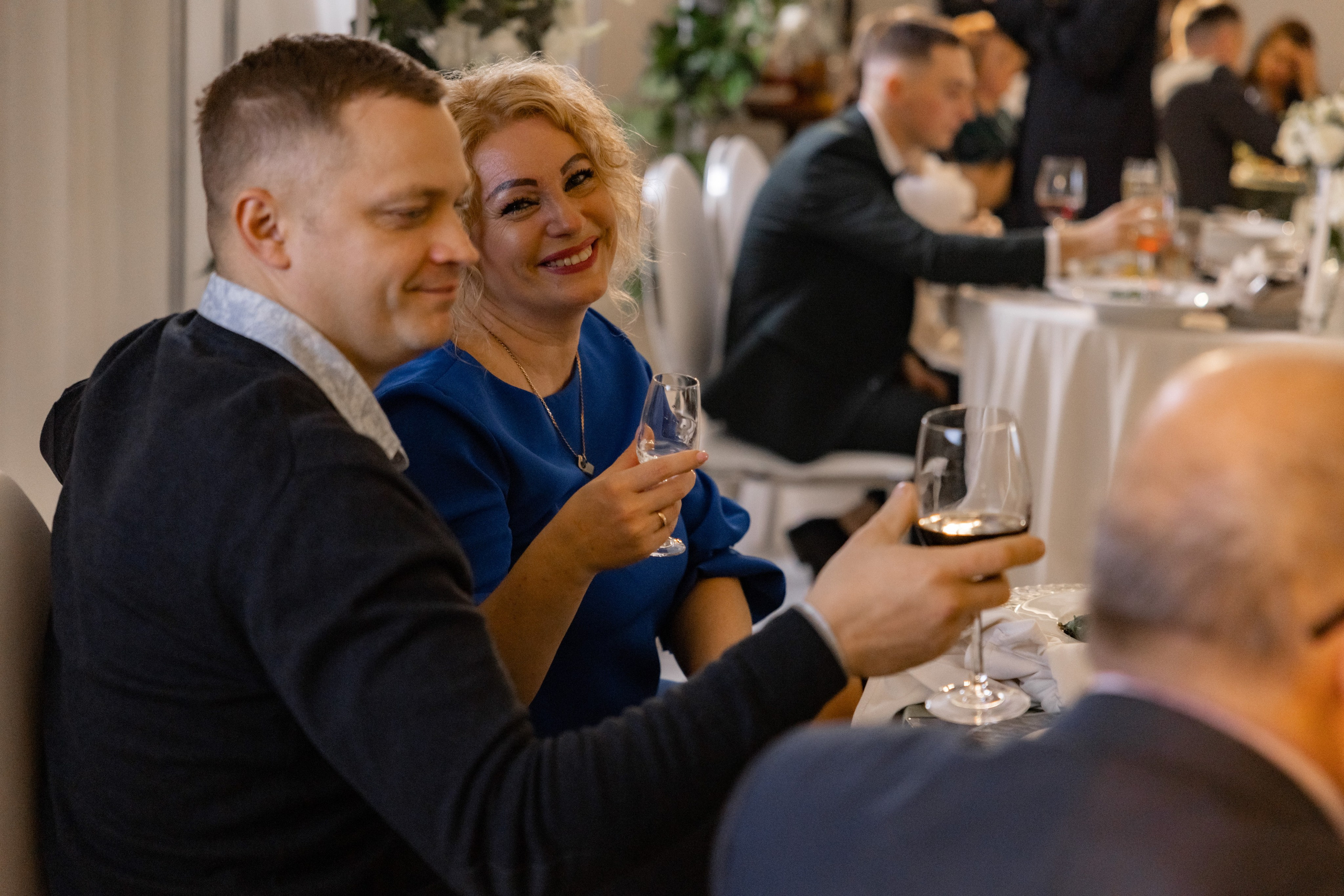 Банкет Усадьба зал «Конюшня». Свадебный фотограф Калининград