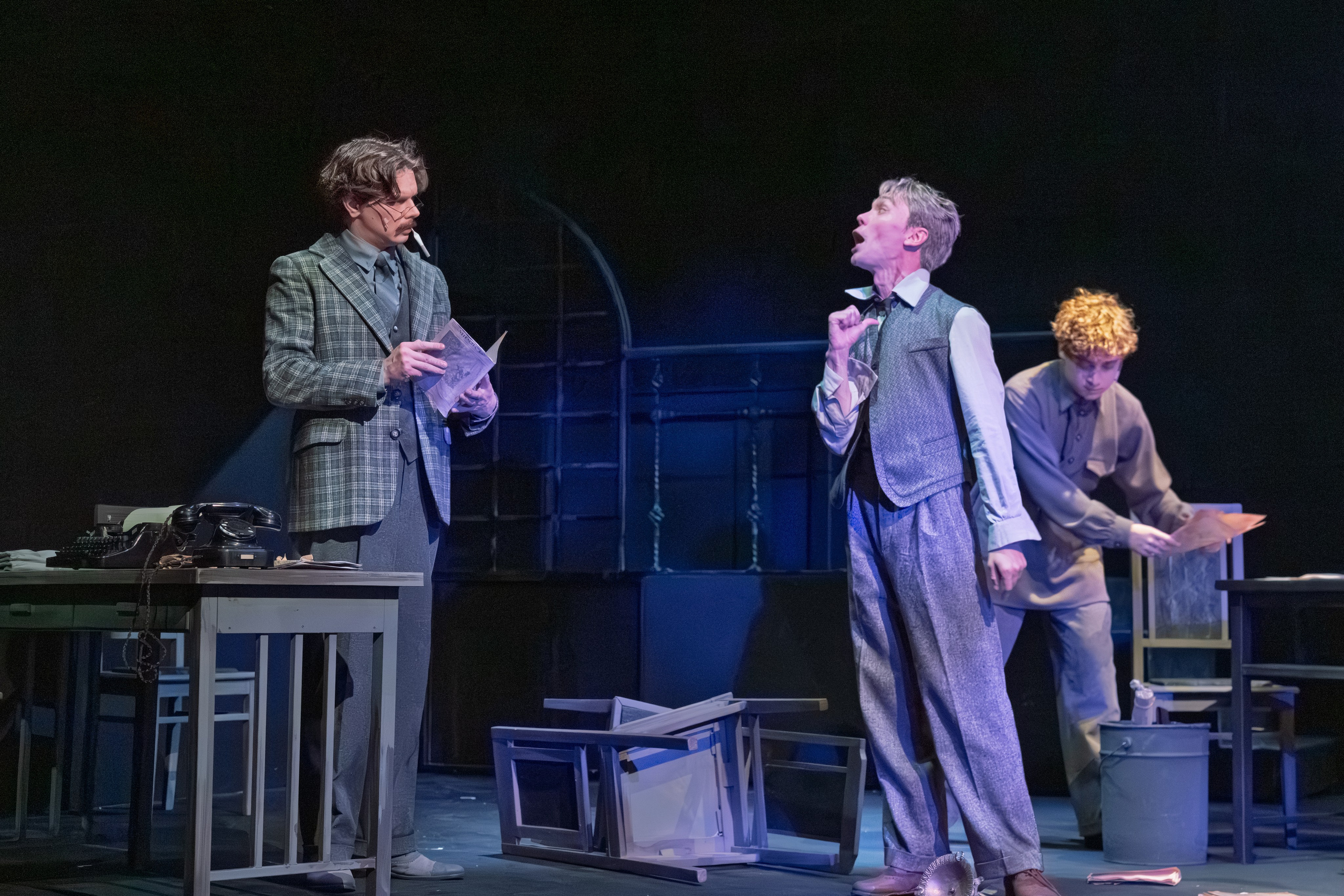 Театр Терезы Дуровой: Кто Есенин?. Сайт фотографа Сергея Абрамова