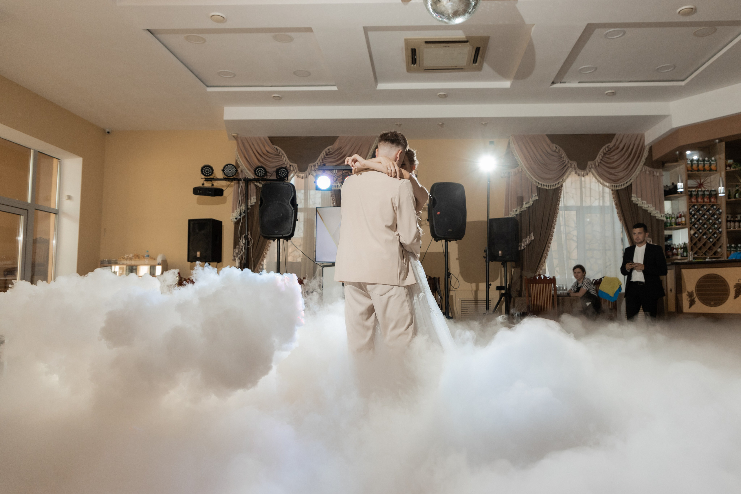 Роман и Александра (банкет). Свадебный фотограф Ангелина Сунгатулина | Саратов | Балаково | Вольск