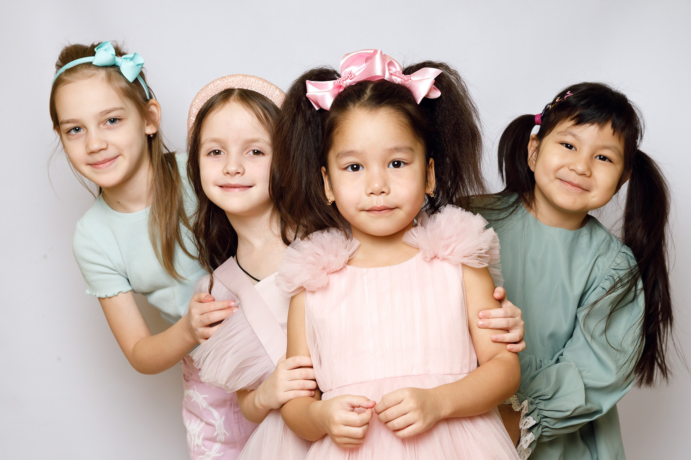 Выпускные альбомы. Фотограф Анна Телекаева, выпускные альбомы, семейные и репортажные съемки в Омске