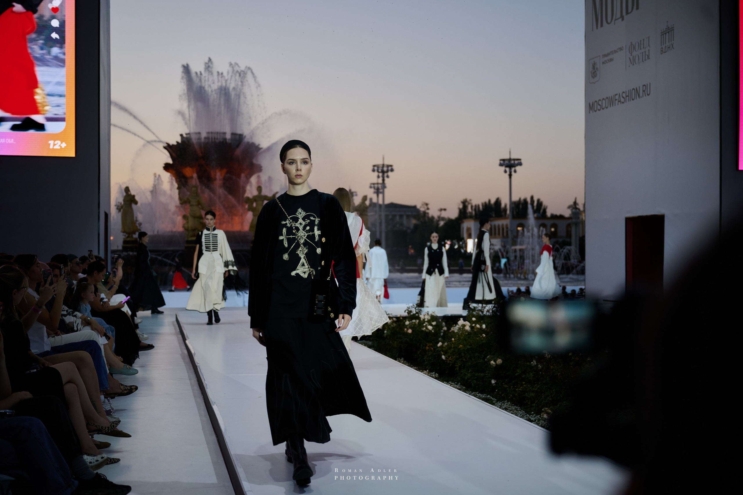 Московская неделя моды. Фотограф Роман Адлер