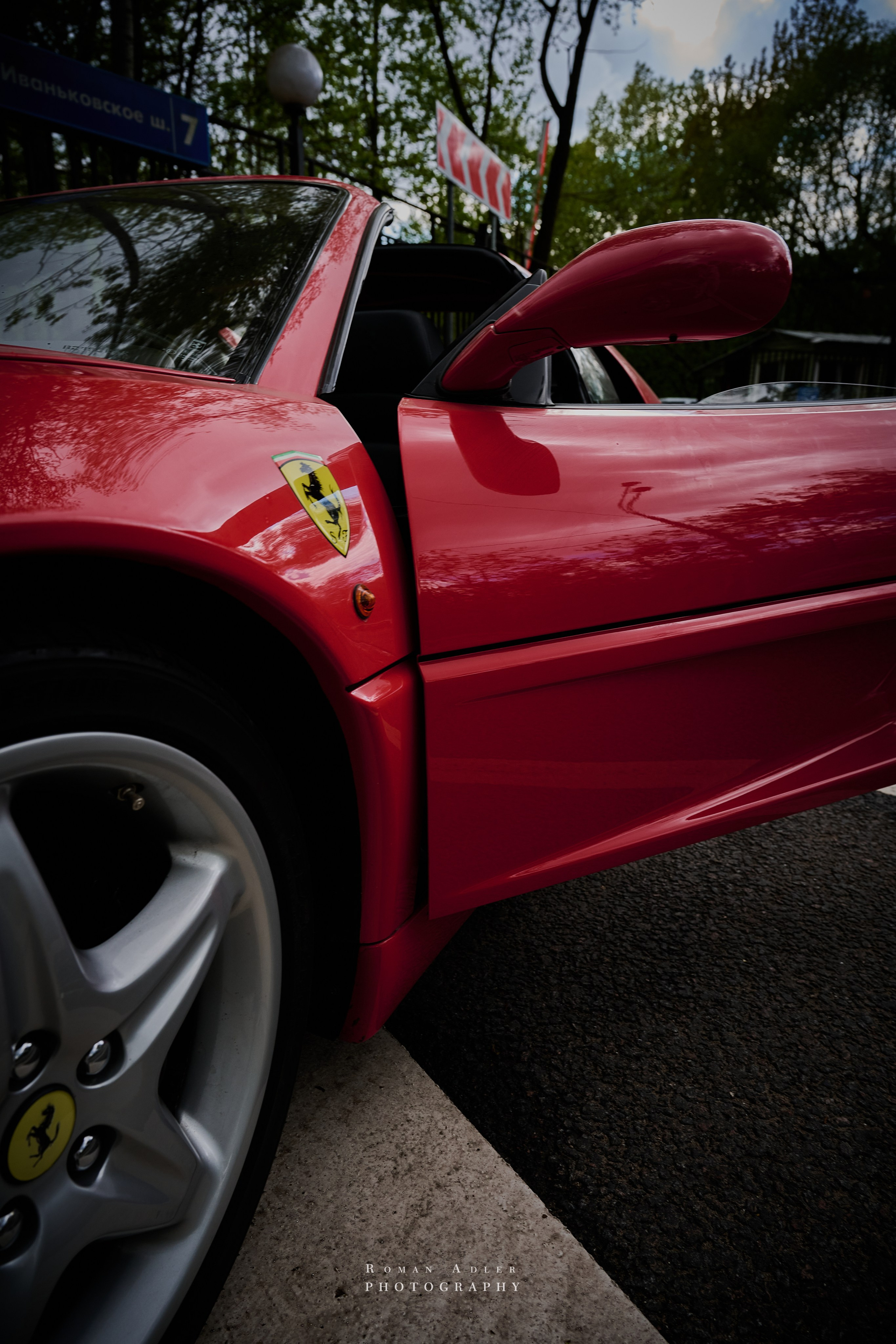 Ferrari 355 GTS. Фотограф Роман Адлер