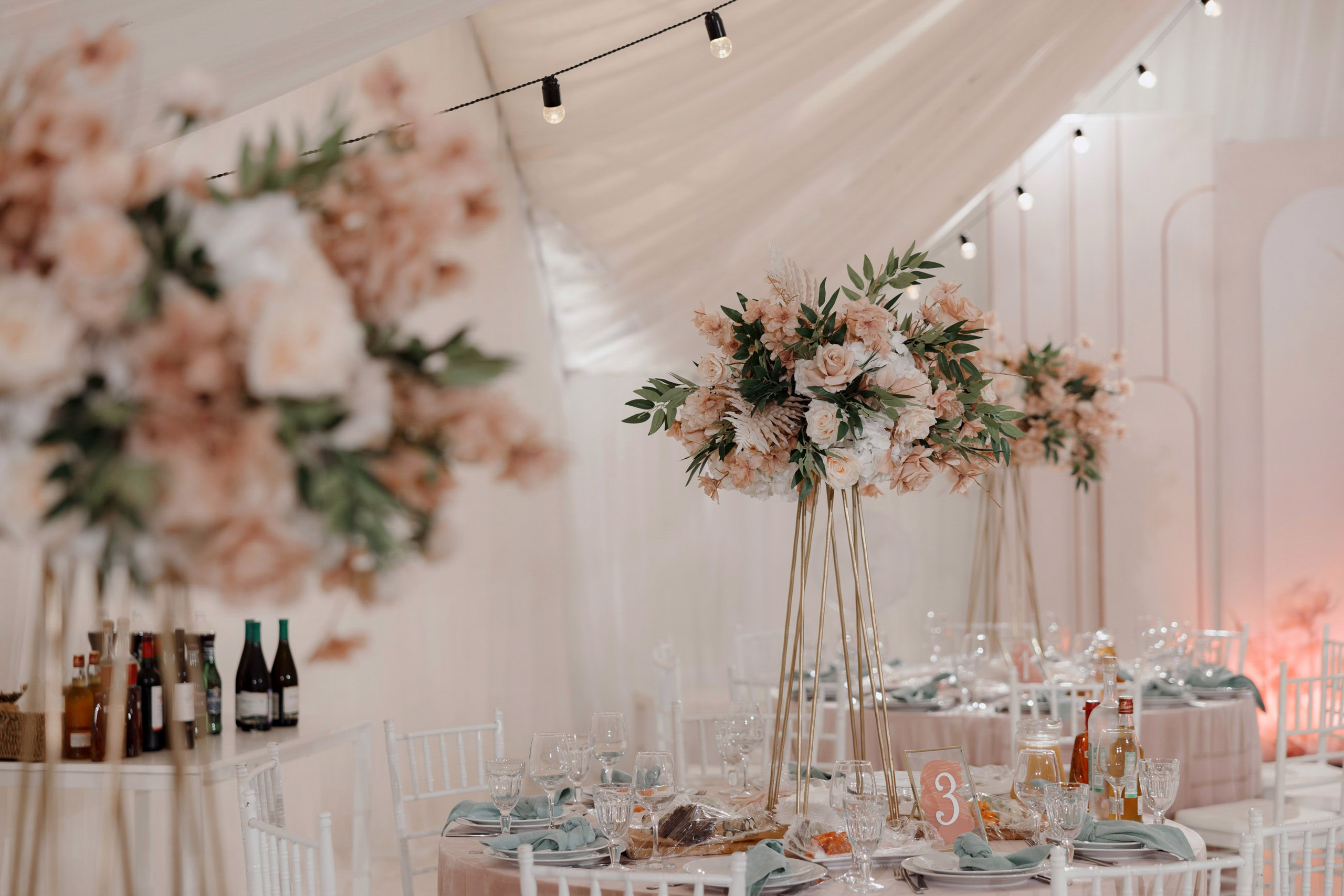 Александр и Валерия. Свадебный фотограф и видеограф Юрий и Эля Дубинины