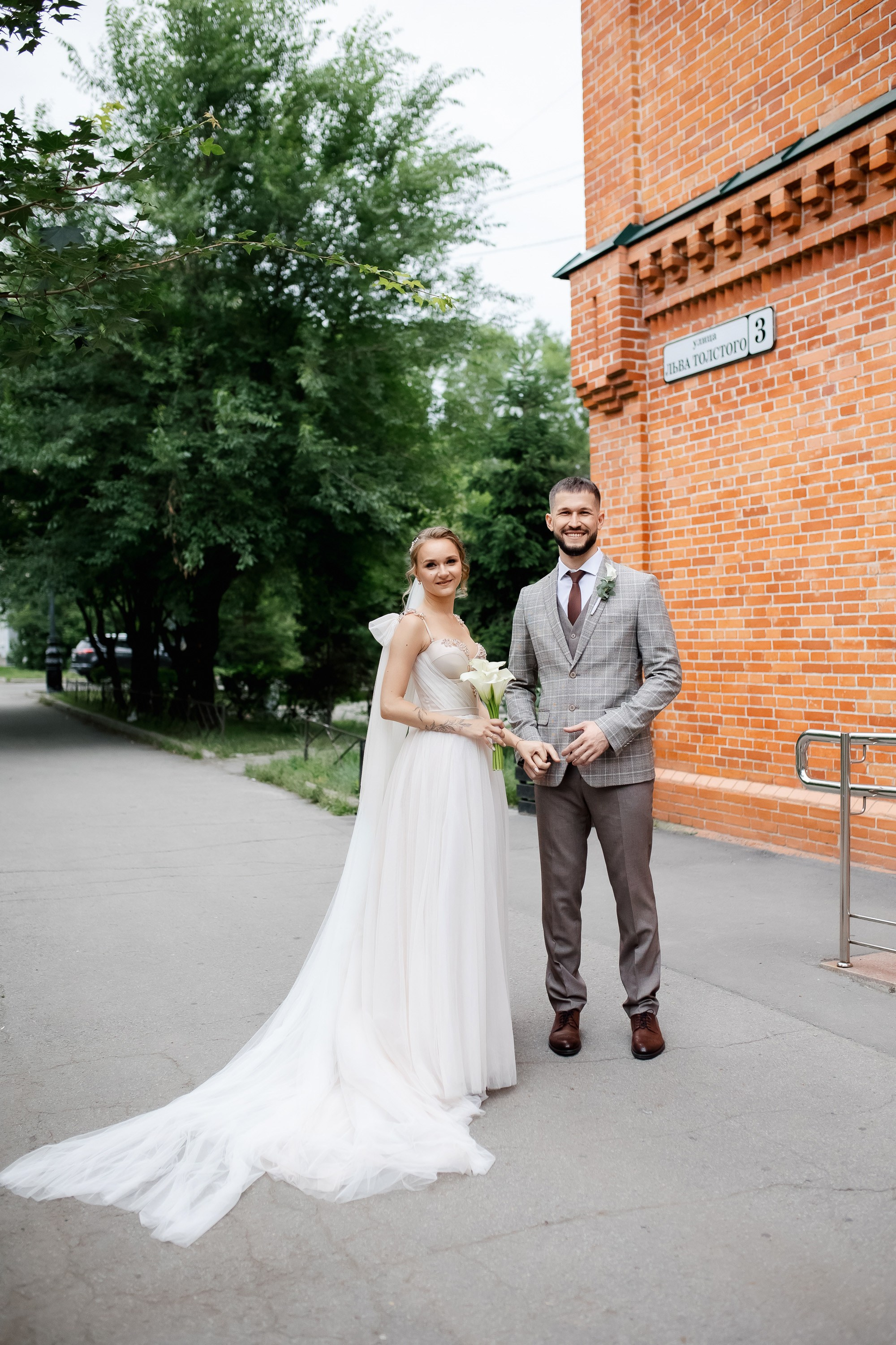 Степан и Ульяна. Утро. Загс. Прогулка. Дождь и солнце. Свадебный фотограф в Хабаровске