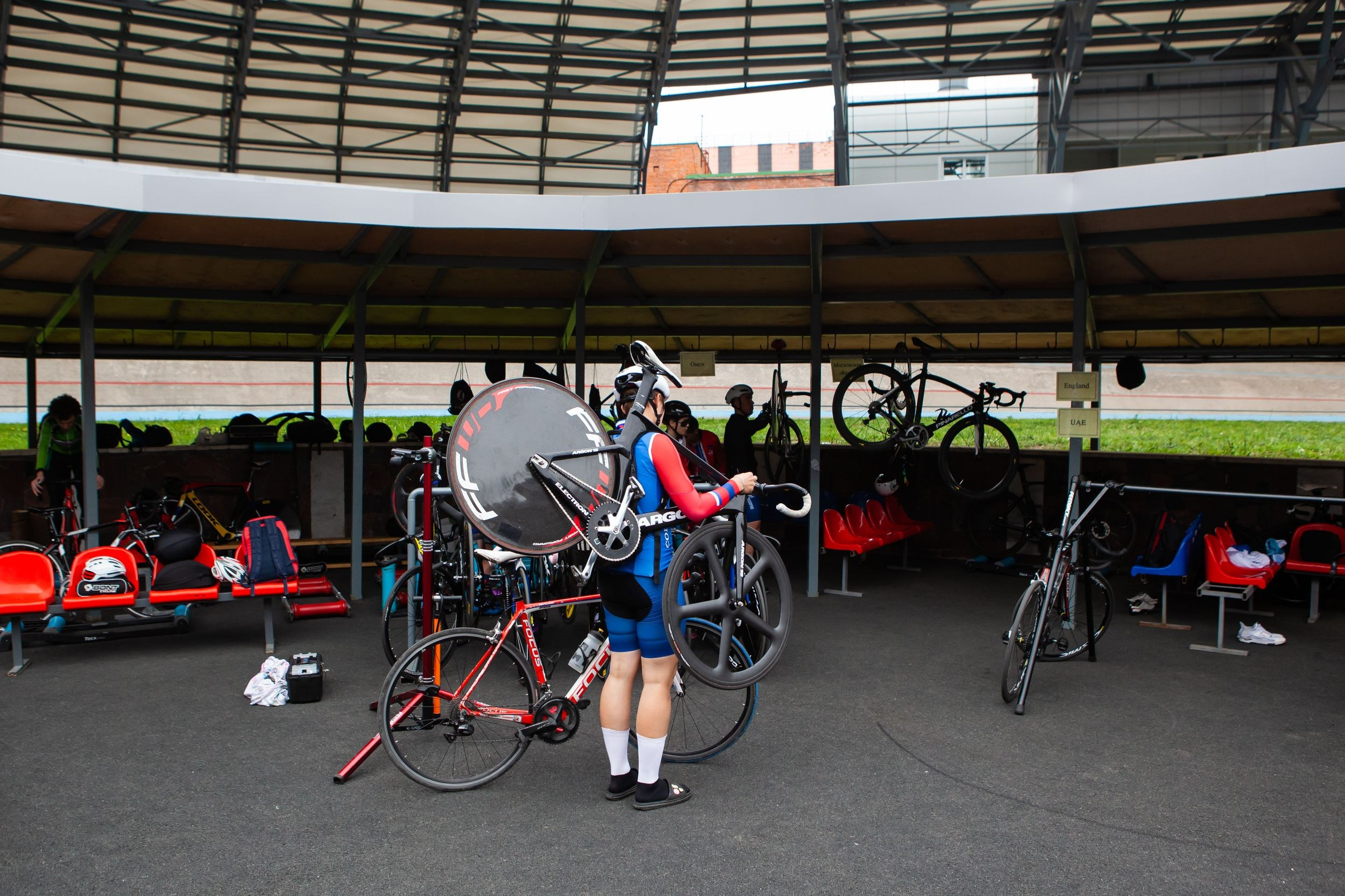 Соревнования по велоспорту «Большой приз Тулы» (19 мая 2023). Репортажный фотограф Алексей Пирязев