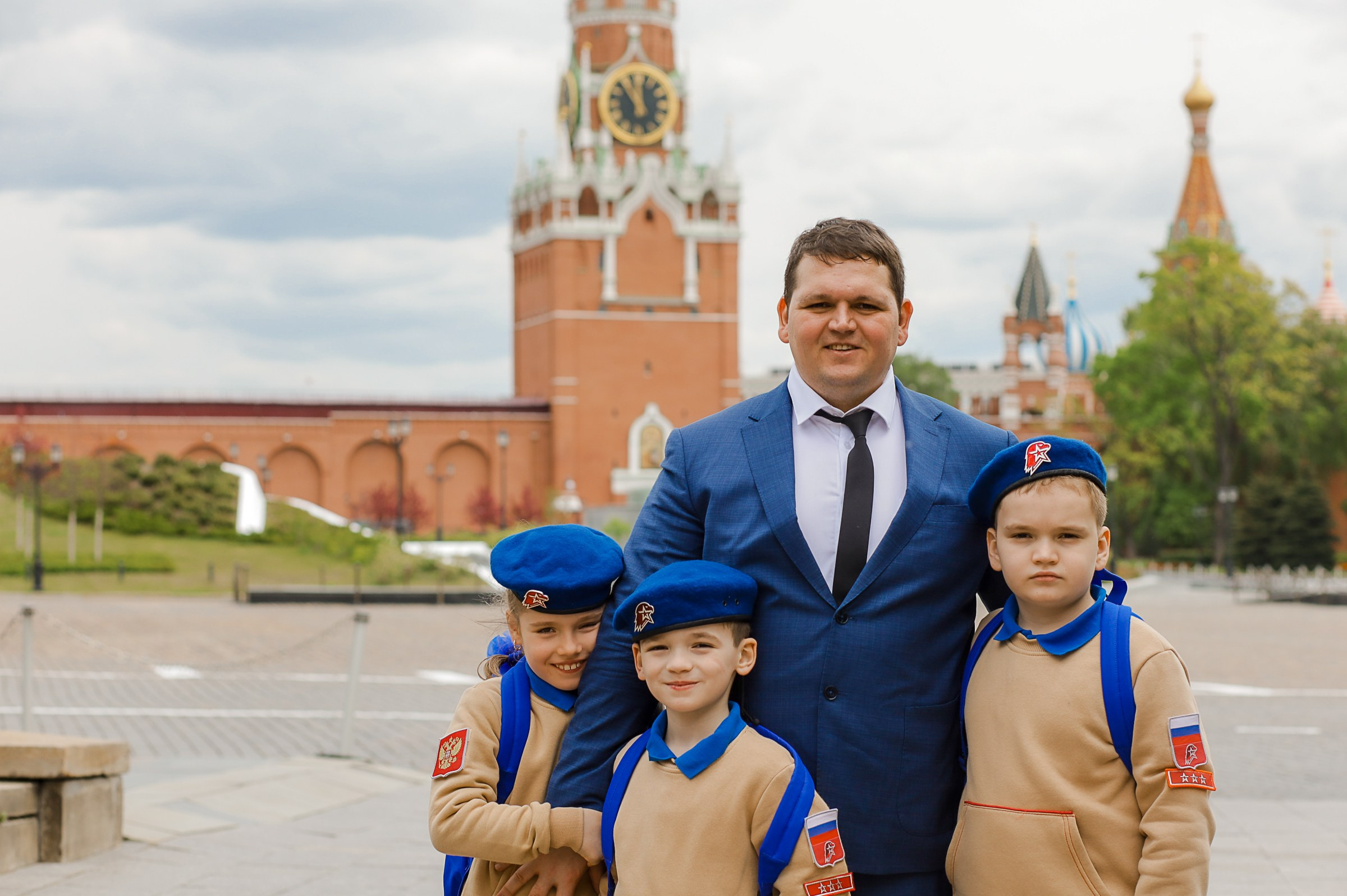 ПРИСЯГА ЮНАРМЕЙЦЕВ. СОБОРНАЯ ПЛОЩАДЬ КРЕМЛЯ. Фотограф в Москве Ольга Колесникова