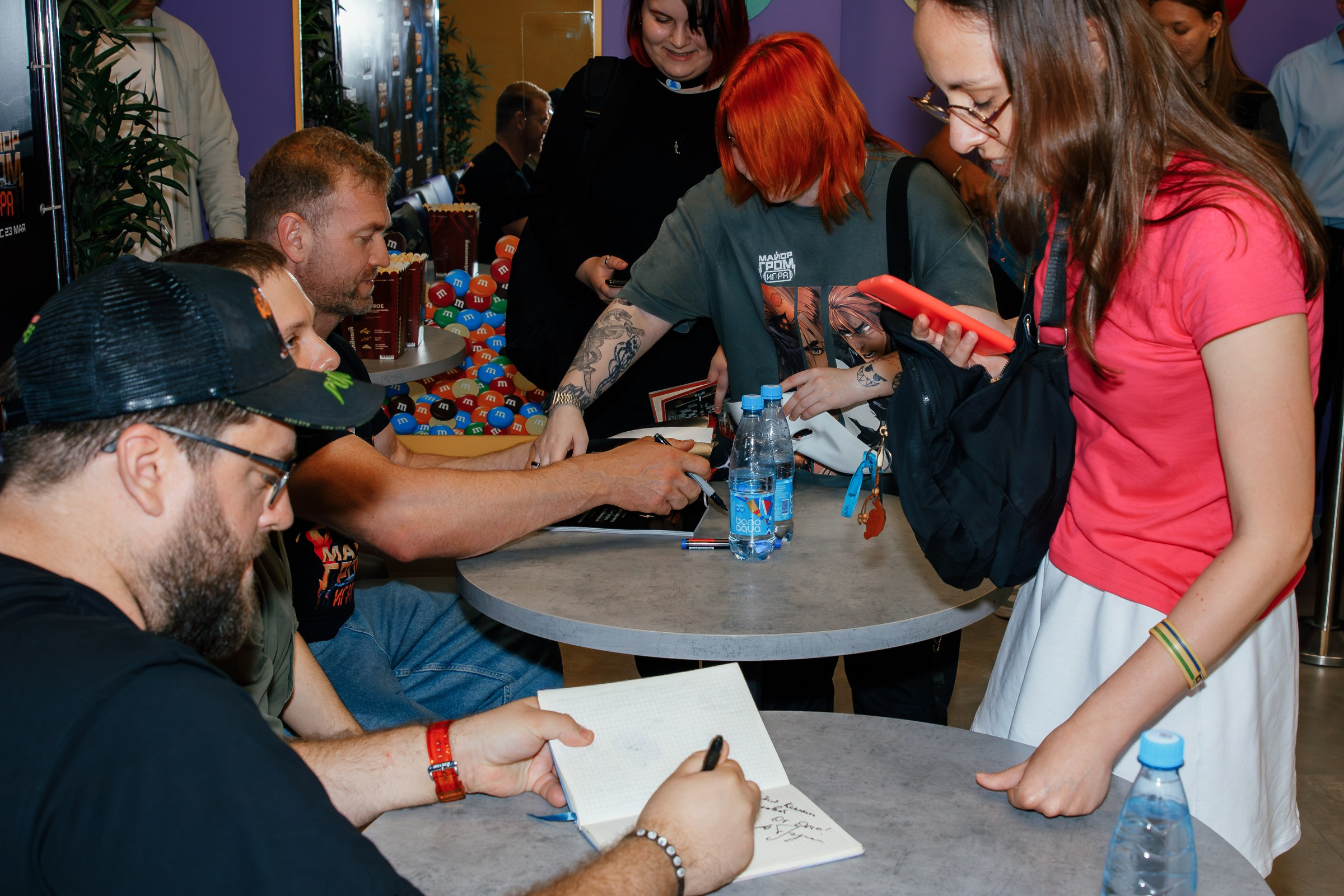 Репортаж на премьере фильма. Профессиональный фотограф в Сочи Виктория Джой. Обучение
