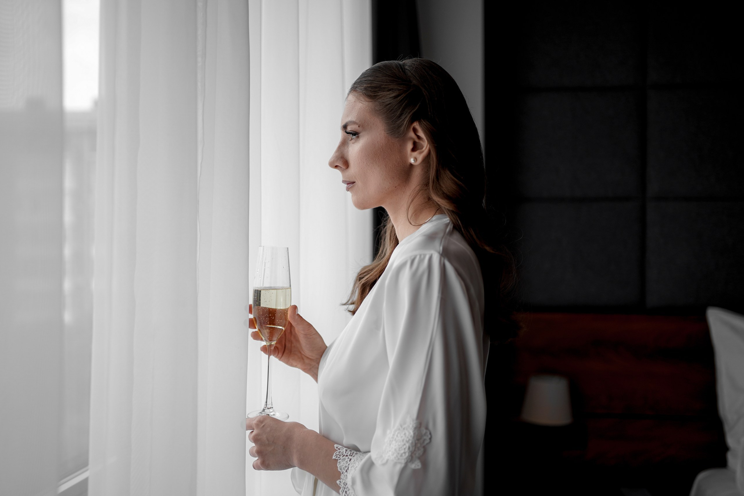 Виктория и Тарон в отеле Арка. Свадебный фотограф Ростов-на-Дону. Свадебный фотограф в Ростове-на-Дону. Таинство Крещения и Венчания, семейные фотосессии. Алёна Чёботова