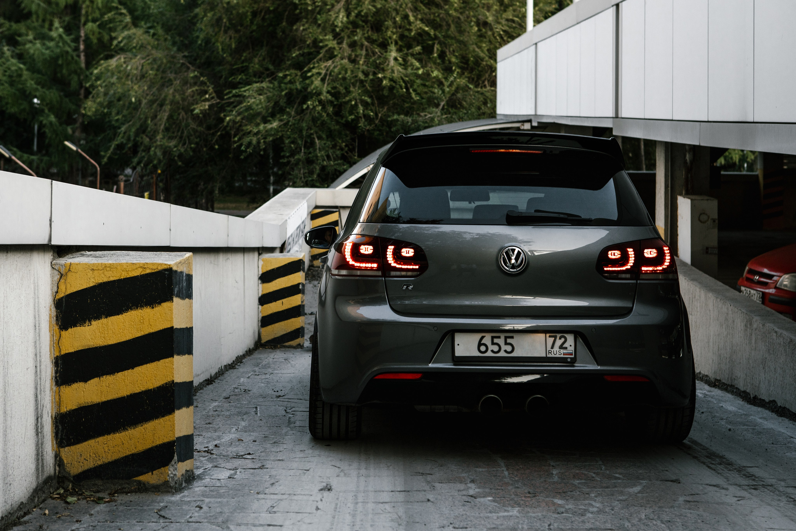 VW Golf R VI. Эстетика Sveta