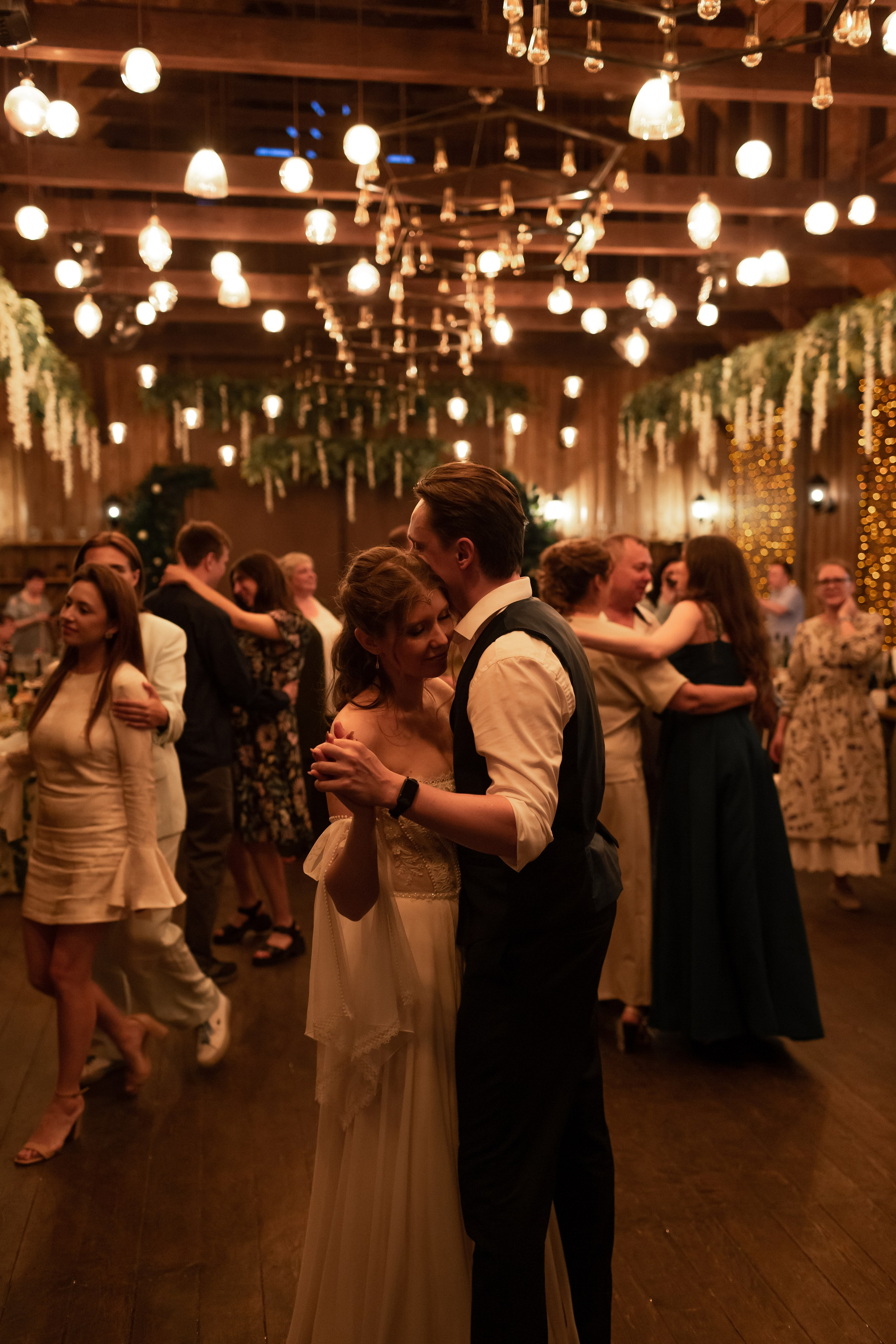 Свадебная фотосессия в Санкт-Петербурге. Свадебный фотограф Кирилл Белый