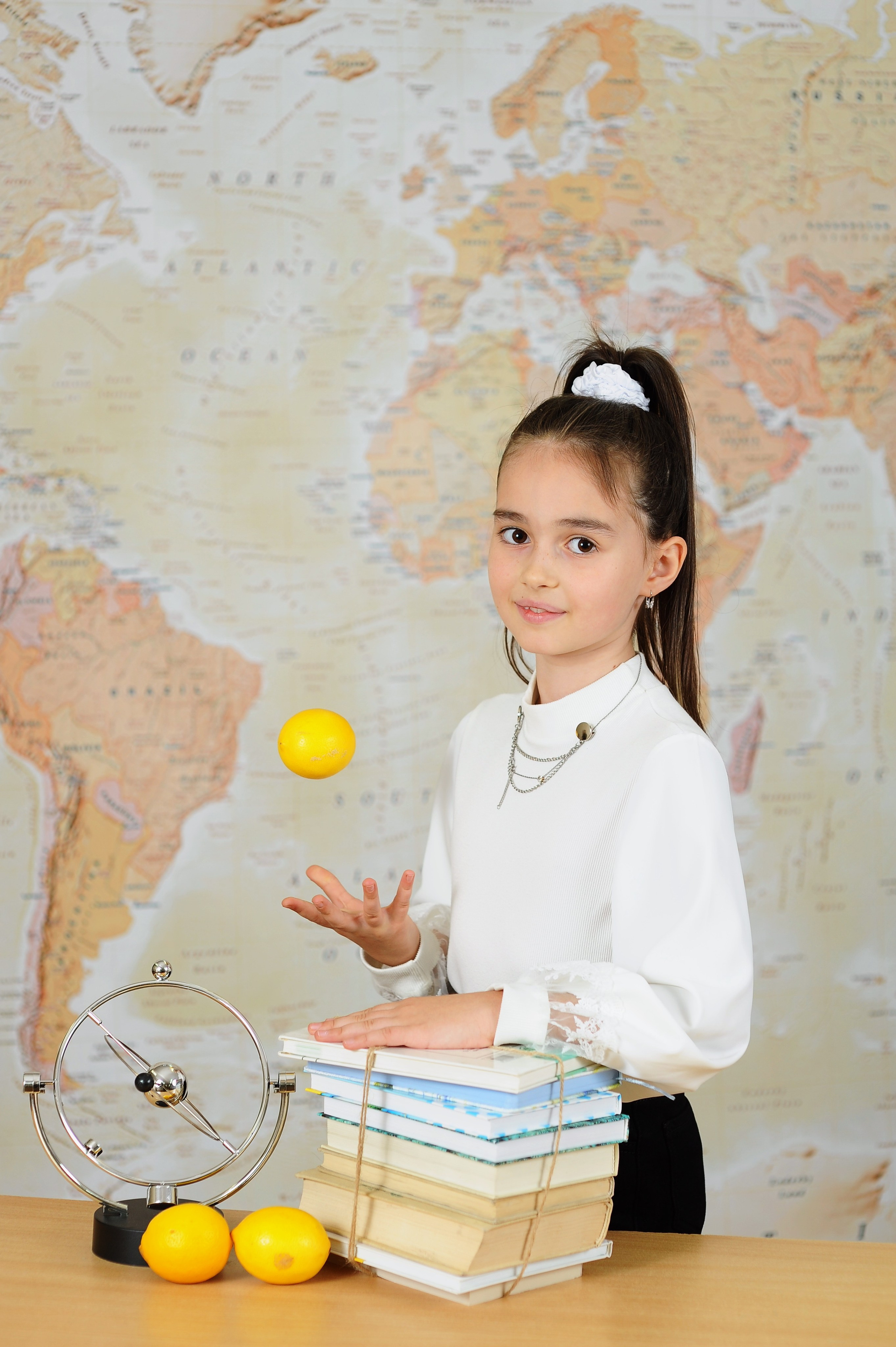 4 класс для альбома. Детский портрет