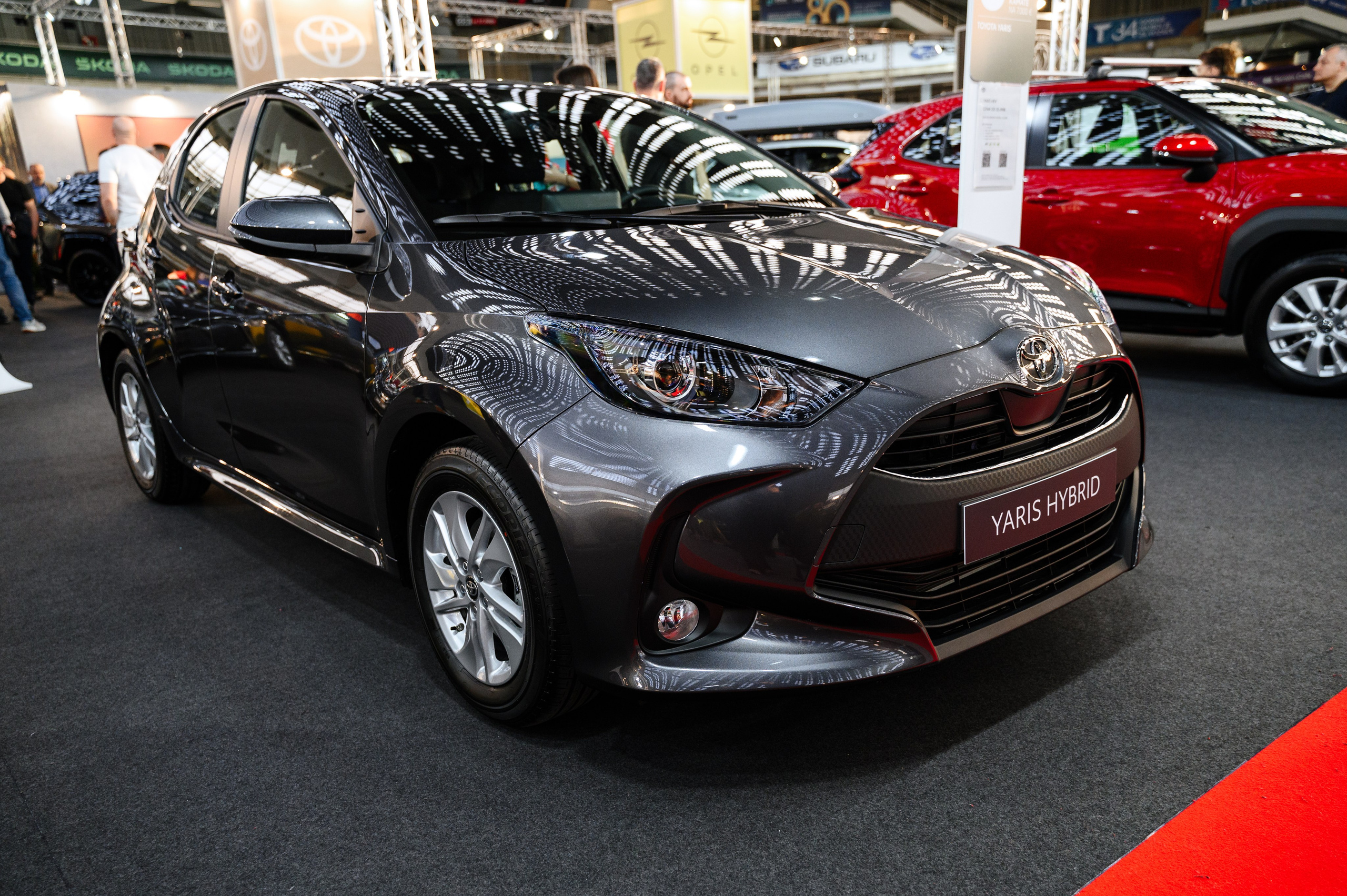 56-й Международный автосалон в Белграде. Елена Чеснокова спортивный фотограф во Владимире и Белграде