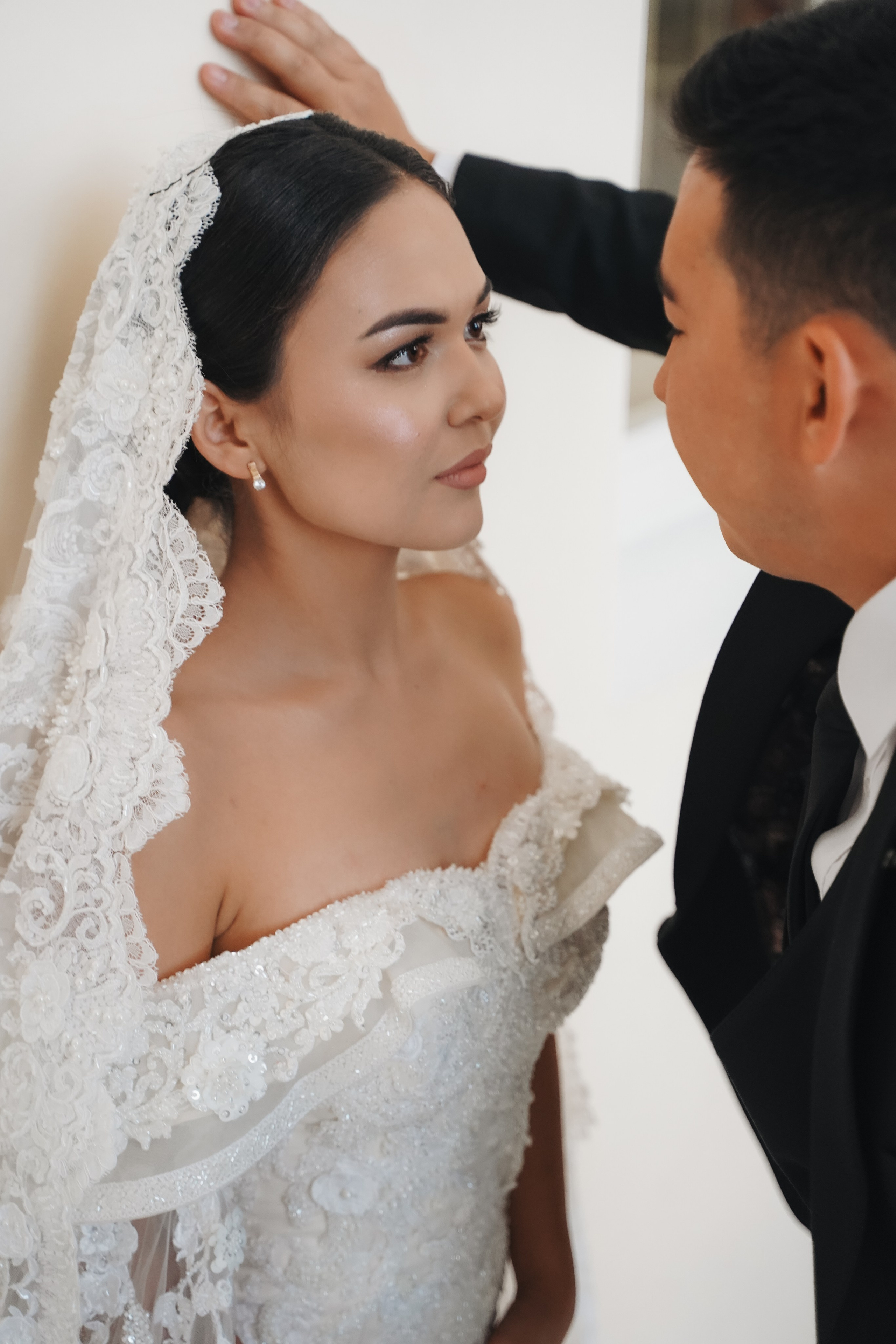 Жаслан и Арина. Фото и видео для вас в Астрахани!