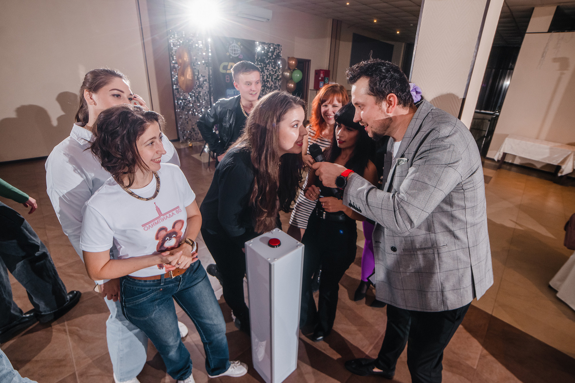 CDEK 8 лет. Фото Видео Дизайн