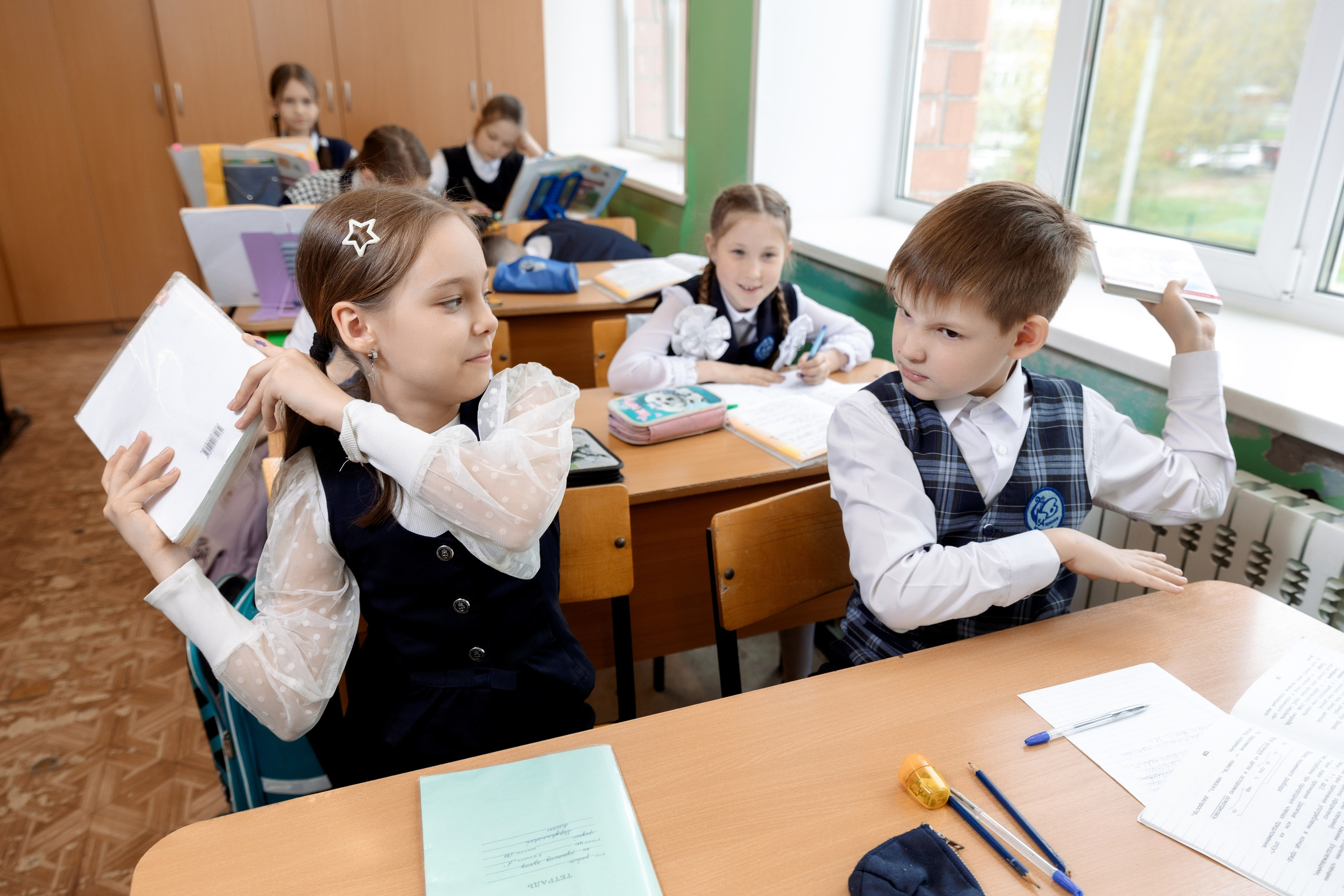 Школа 54 4А кл (2023-24) 2 часовая фотосессия в школе. Свадебный и Семейный фотограф г. Ижевск Гульназ Солдатова. Гульназ фото