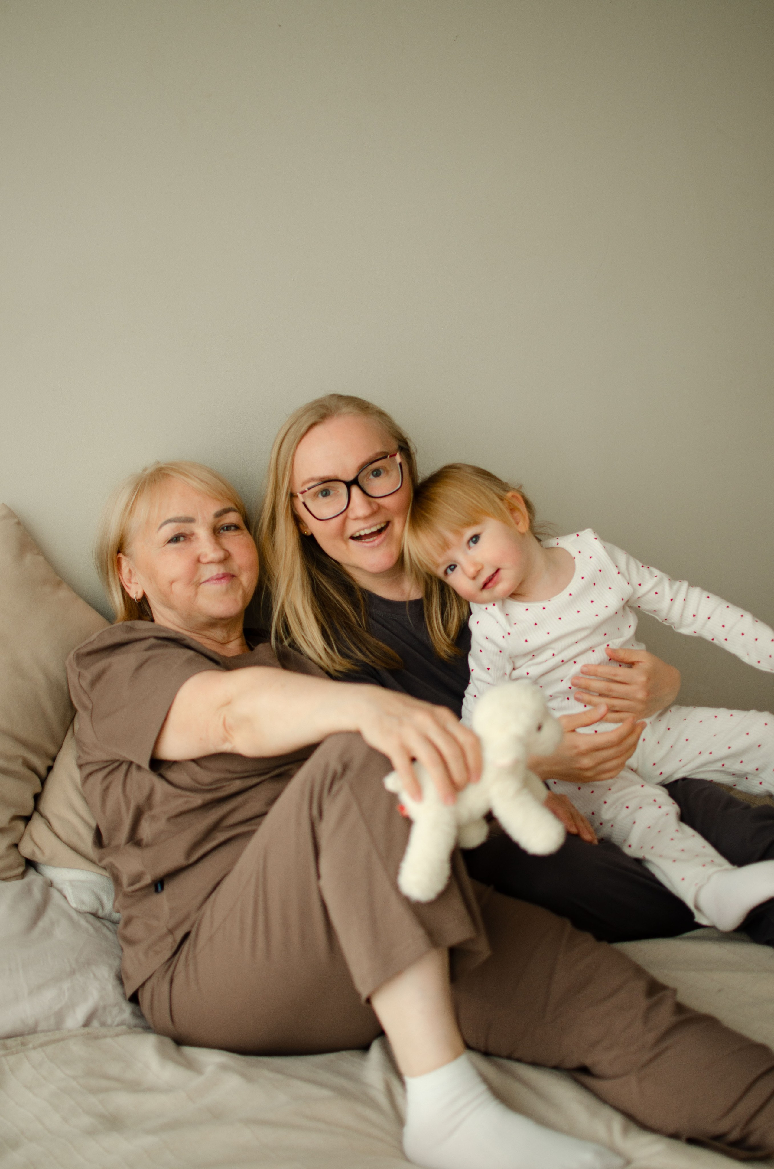 Настя, Мэриан, Яна, Элиза & Лия. Женский и предметный фотограф в Уфе Анастасия Настоечка