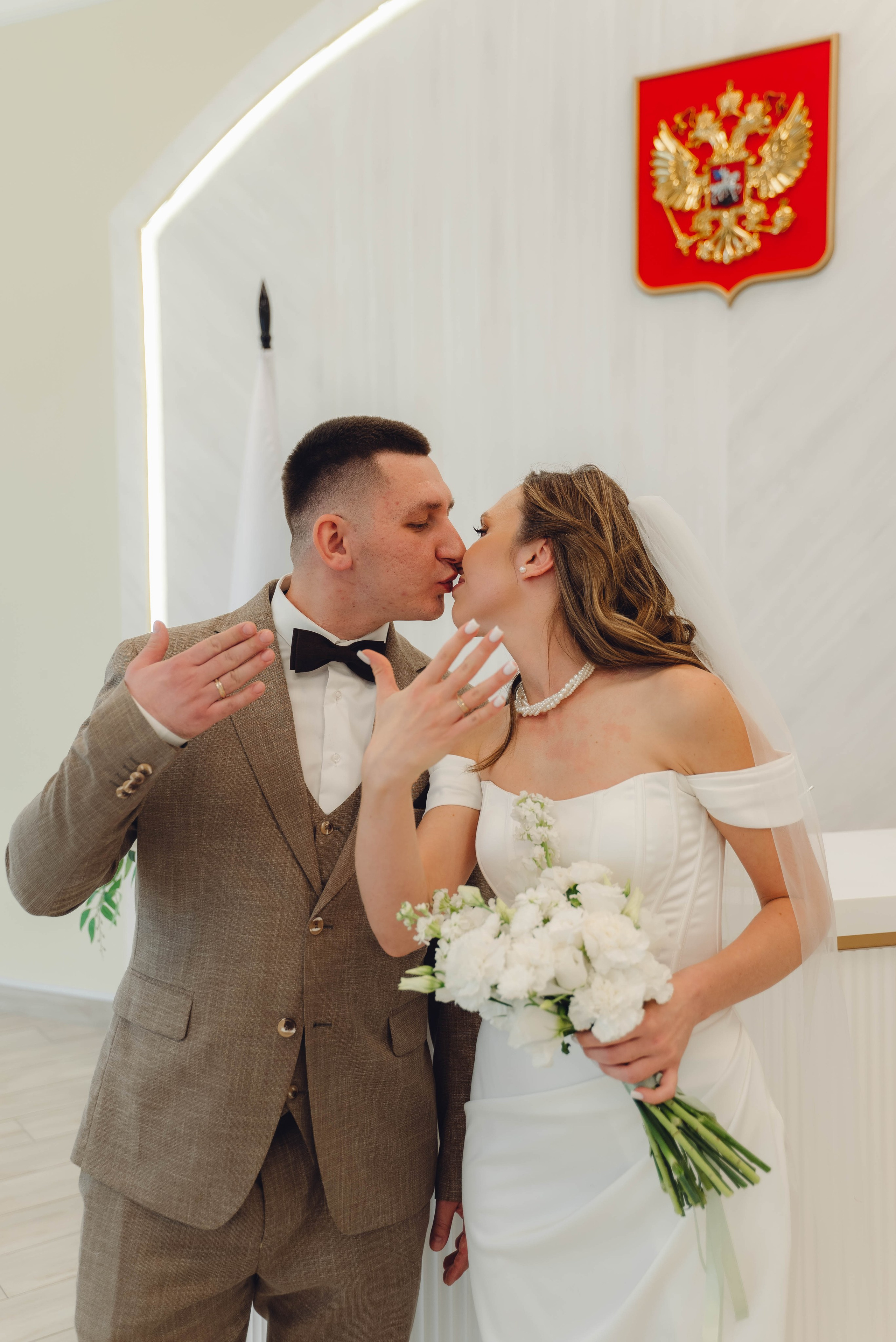В Загсе. Портретный и семейный фотограф в Екатеринбурге Мишина Татьяна